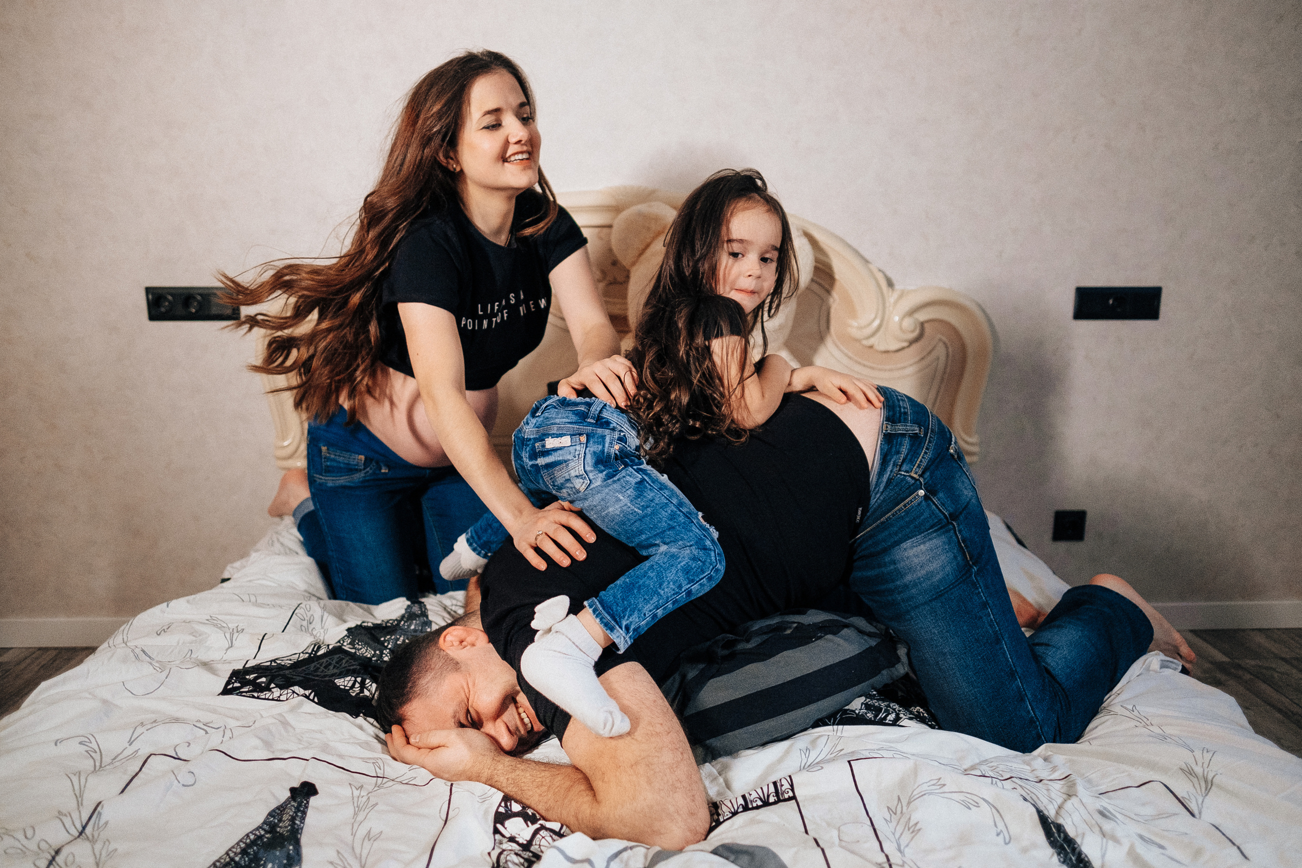 Марина+Андрей+Лиза+Животик. Ivan Skufinsky — wedding and family photographer in Vancouver