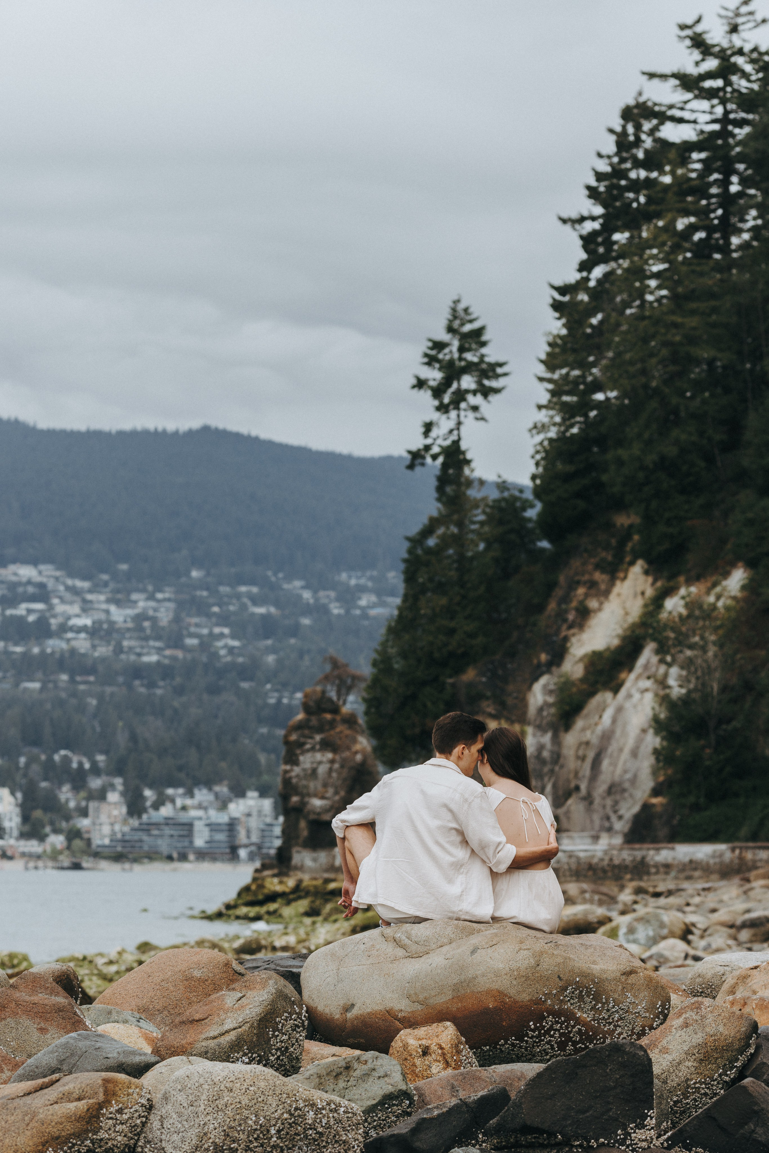 Vancouver love story. Ivan Skufinsky — wedding and family photographer in Vancouver