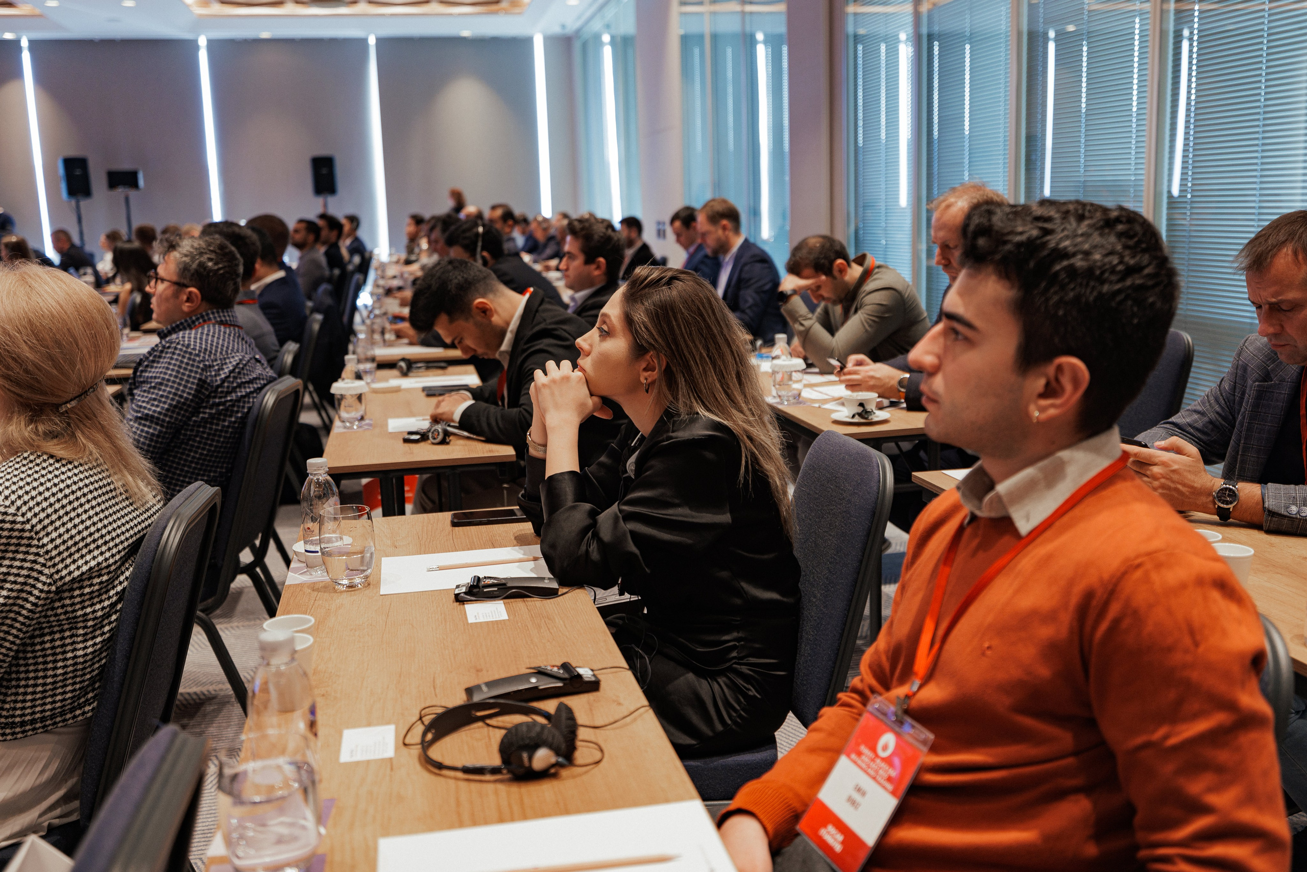 EXECUTIVE RETREAT Izmir Confidence Information Services. Ivan Skufinsky — wedding and family photographer in Vancouver