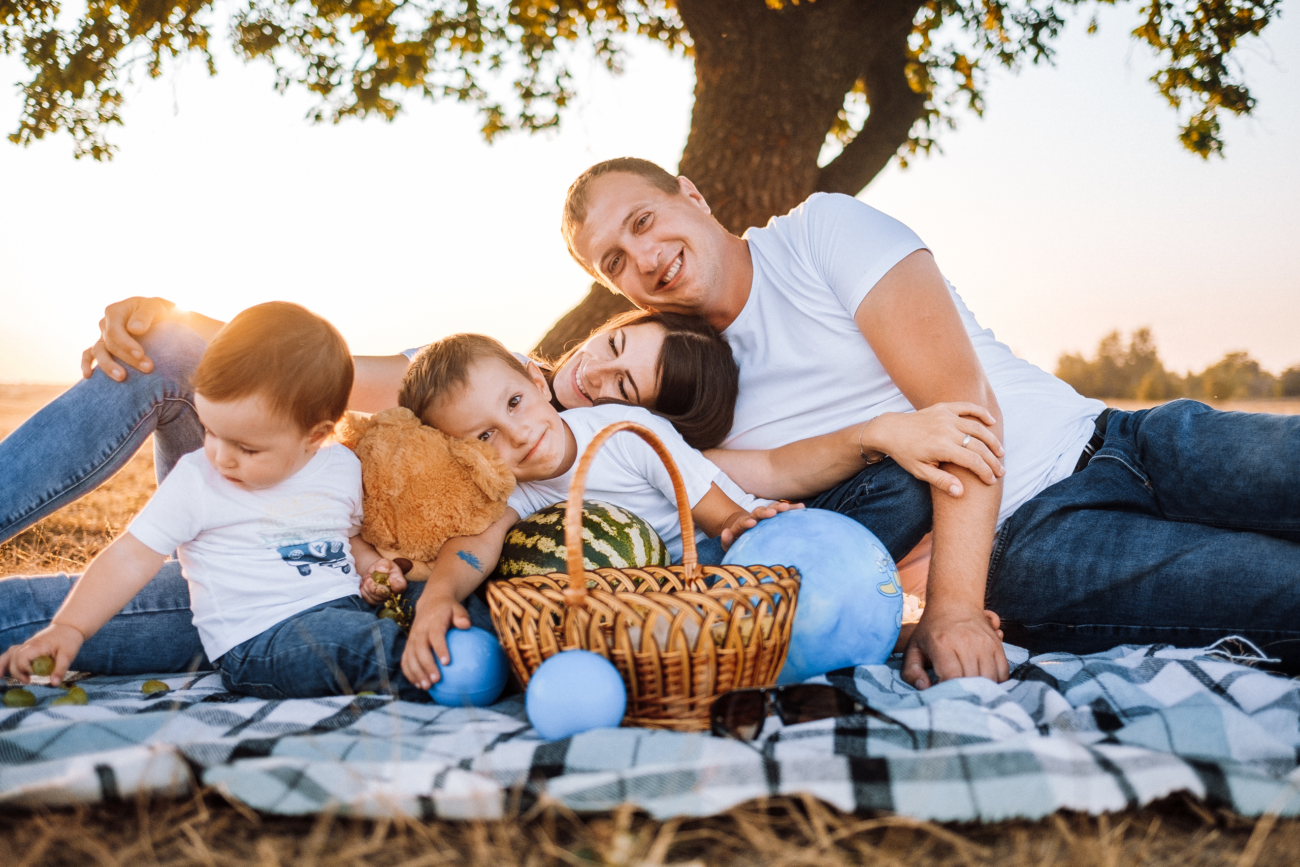 FamilyStory Ira+Kolya+Artem+Yaroslav. Ivan Skufinsky — wedding and family photographer in Vancouver
