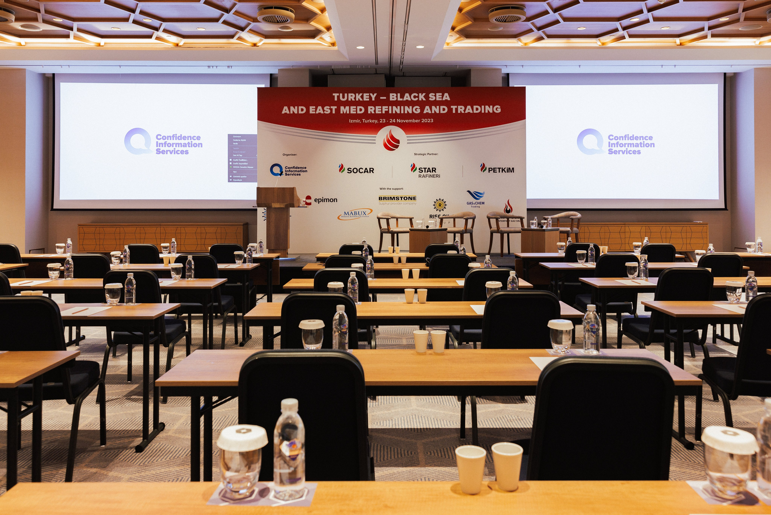 EXECUTIVE RETREAT Izmir Confidence Information Services. Ivan Skufinsky — wedding and family photographer in Vancouver