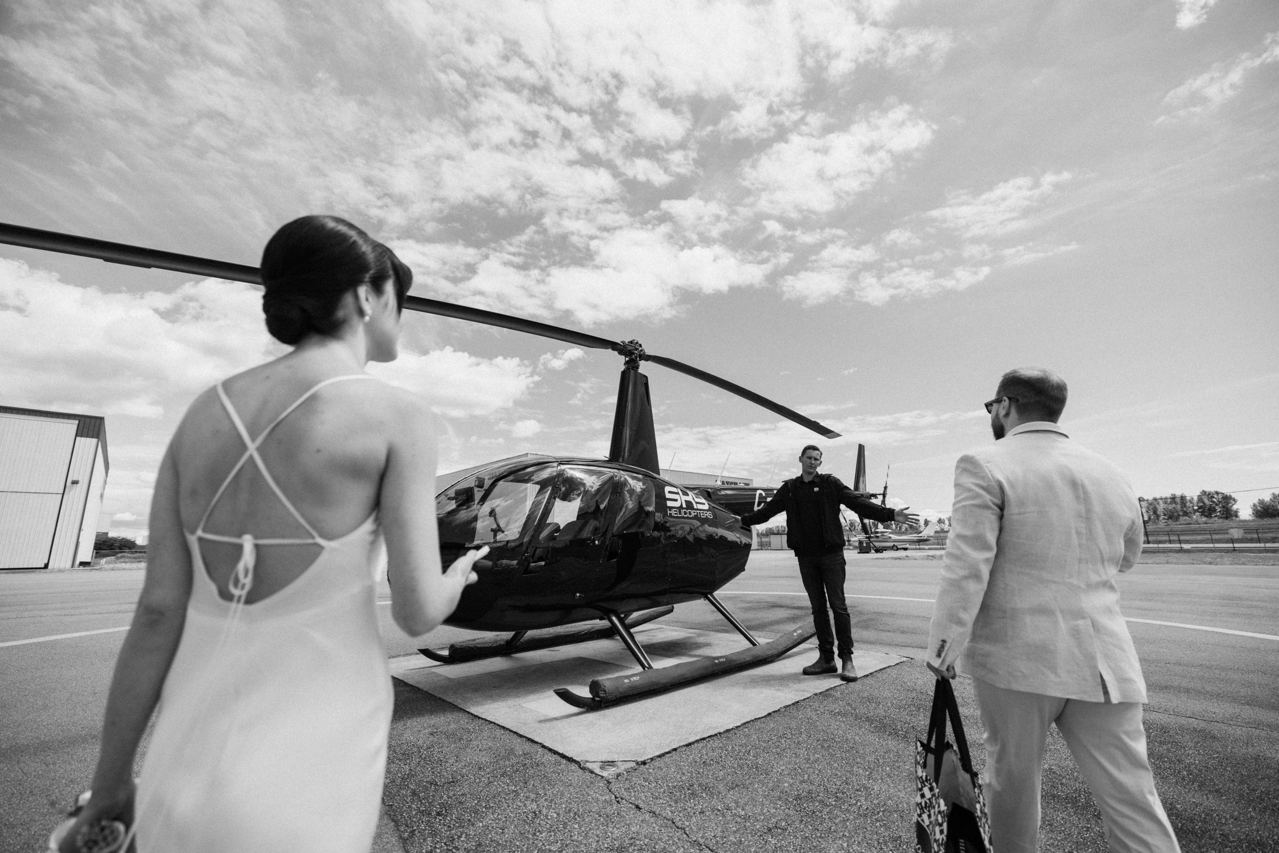 Sky-High Love: Stunning Vancouver Mountain Wedding Shoot by Helicopter. Ivan Skufinsky — wedding and family photographer in Vancouver