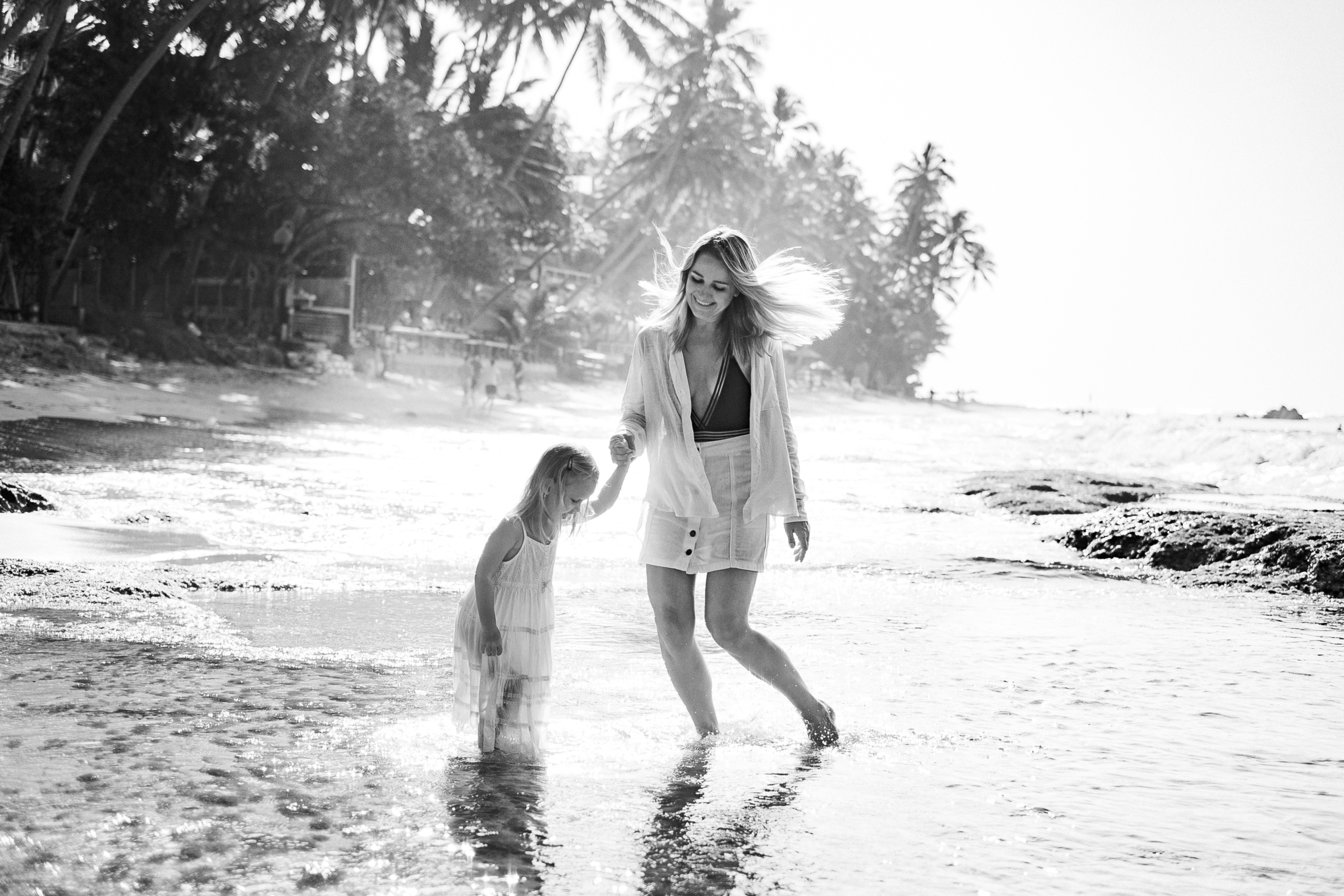 Sasha+Sasha+Liza Unavatuna. Ivan Skufinsky — wedding and family photographer in Vancouver