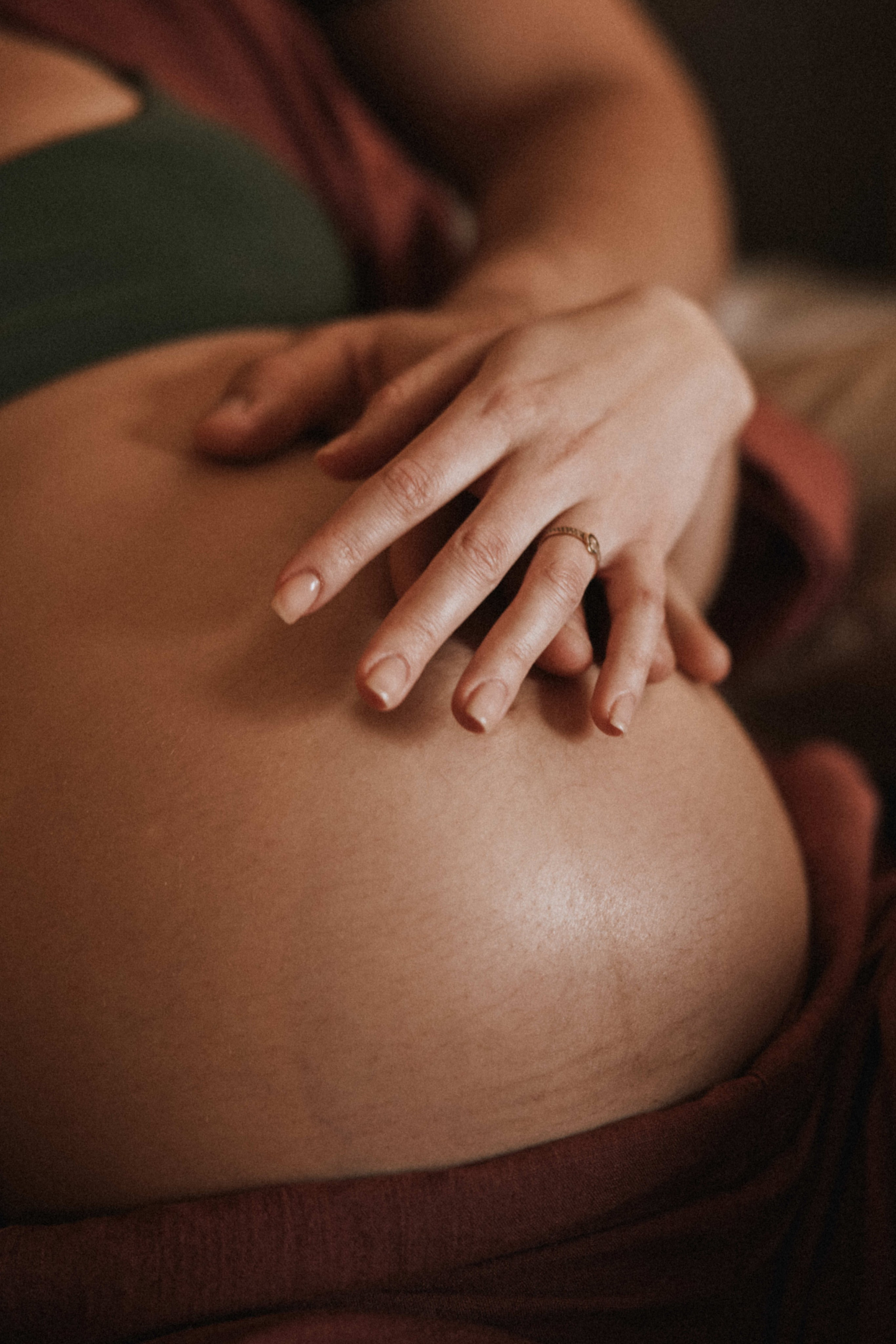 Pregnancy Home Story Vancouver. Ivan Skufinsky — wedding and family photographer in Vancouver