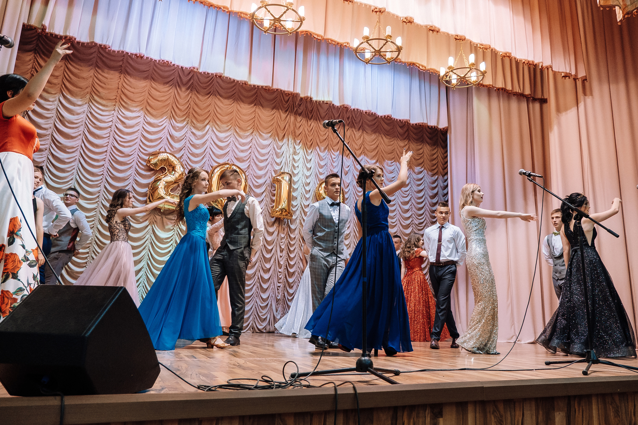 Выпускной школа номер 3. Хмельник. Ivan Skufinsky — wedding and family photographer in Vancouver