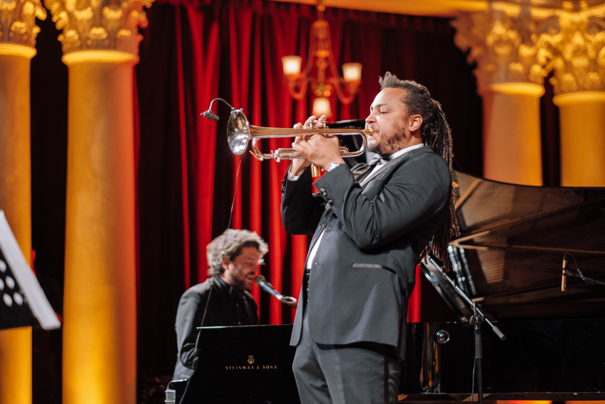 Deutsche Bank 10 years in Ukraine. Ivan Skufinsky — wedding and family photographer in Vancouver