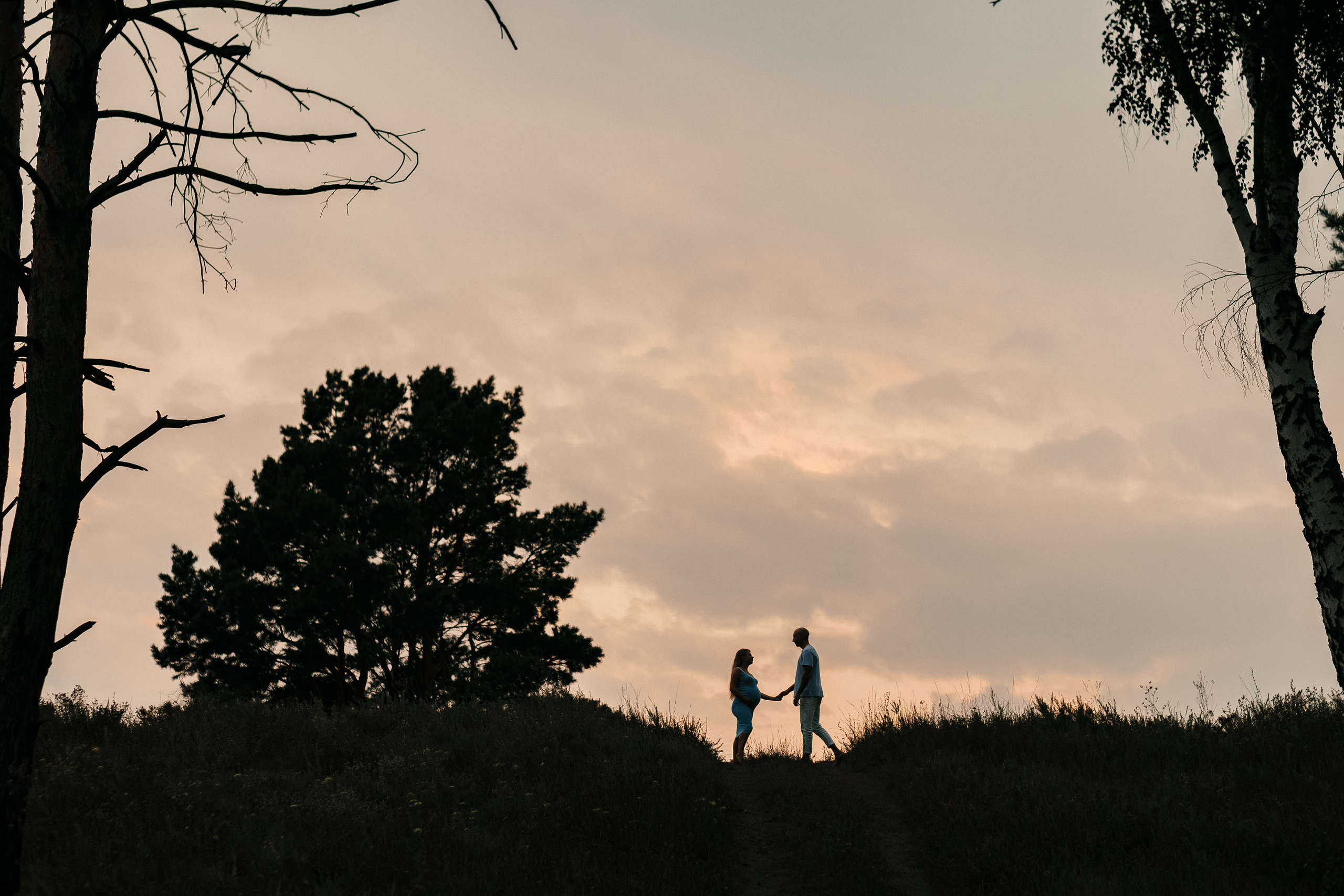 Pasha+Katya pregnancy photo shoot. Ivan Skufinsky — wedding and family photographer in Vancouver