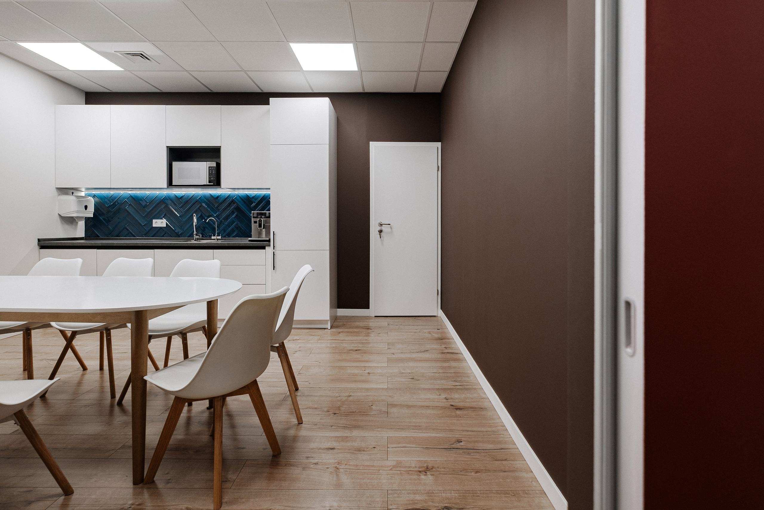 Interior photography and videography in Vancouver, BC, Richmond. Ivan Skufinsky — wedding and family photographer in Vancouver