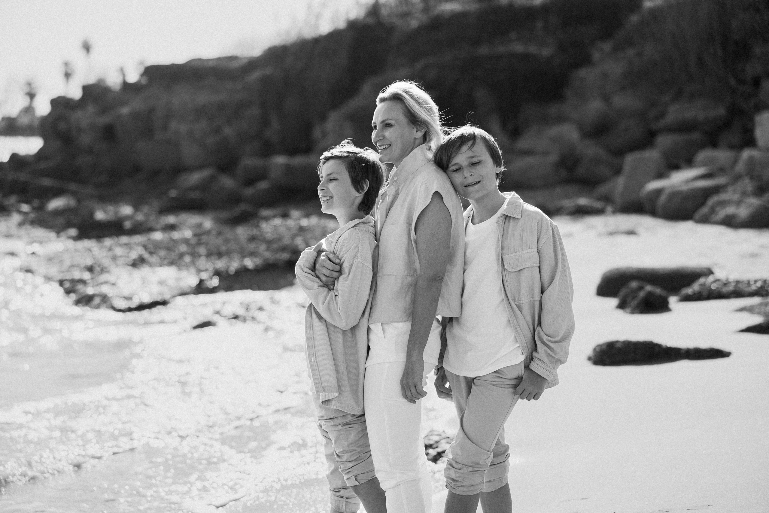 Family photo session on the beach in Vancouver BC Сanada. Twins. Ivan Skufinsky — wedding and family photographer in Vancouver