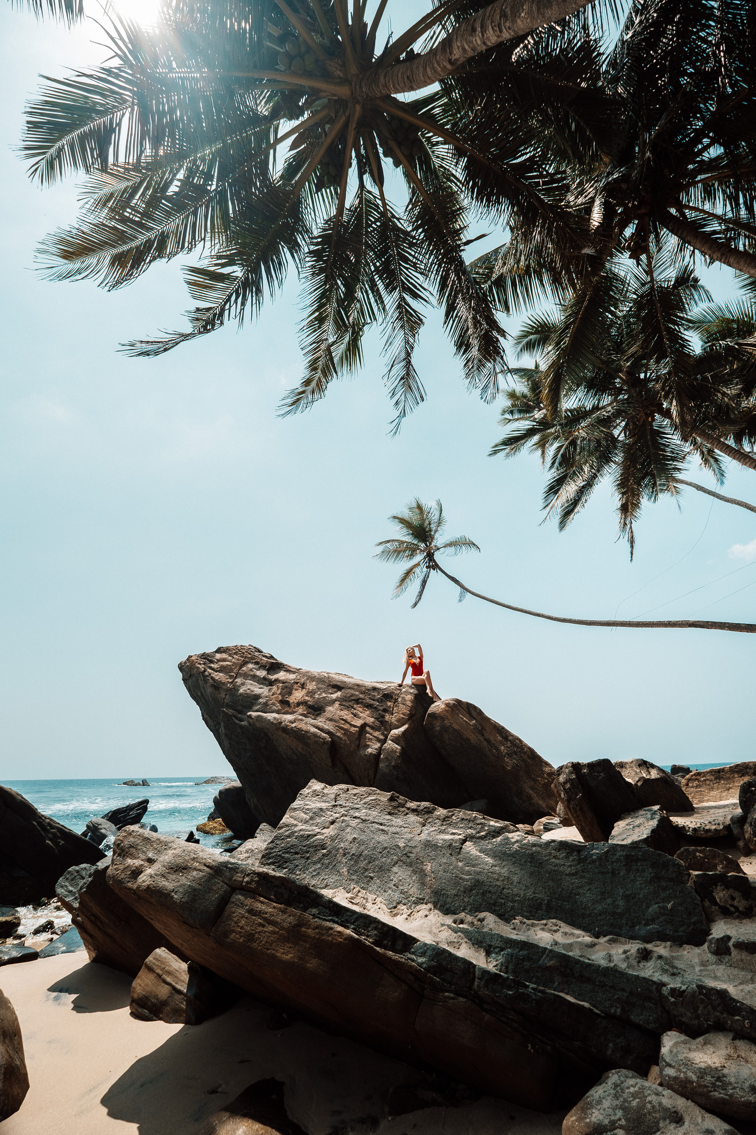 Julia Katya Dalavella beach. Ivan Skufinsky — wedding and family photographer in Vancouver