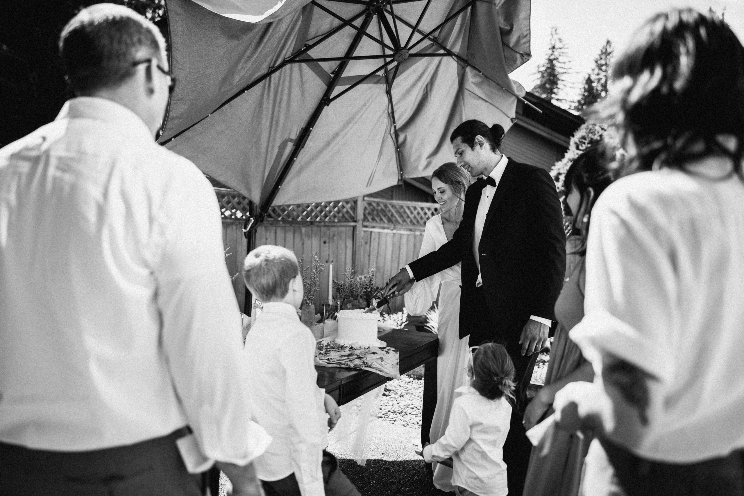 Michael & Caitlyn. Ivan Skufinsky — wedding and family photographer in Vancouver