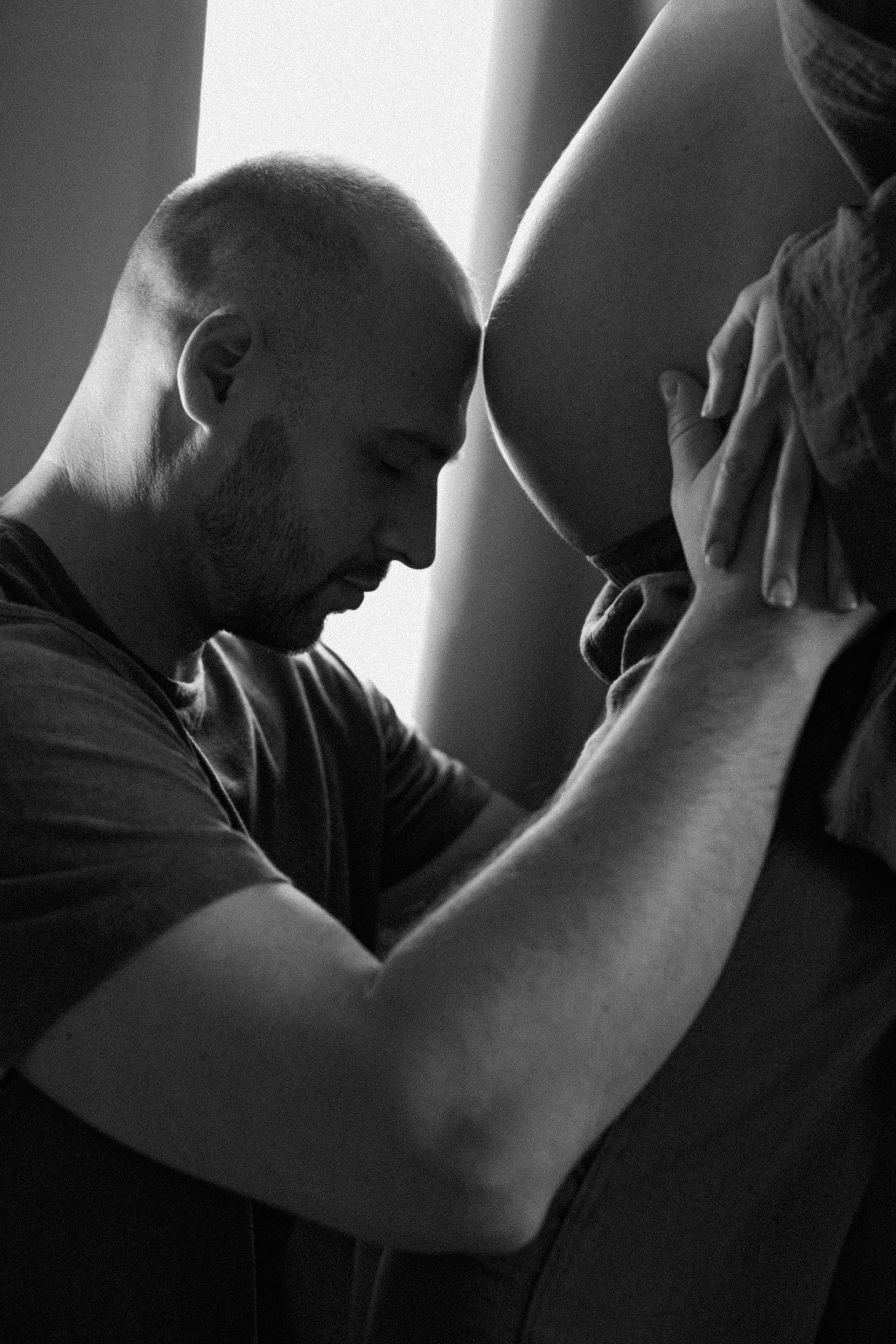 Pregnancy Home Story Vancouver. Ivan Skufinsky — wedding and family photographer in Vancouver