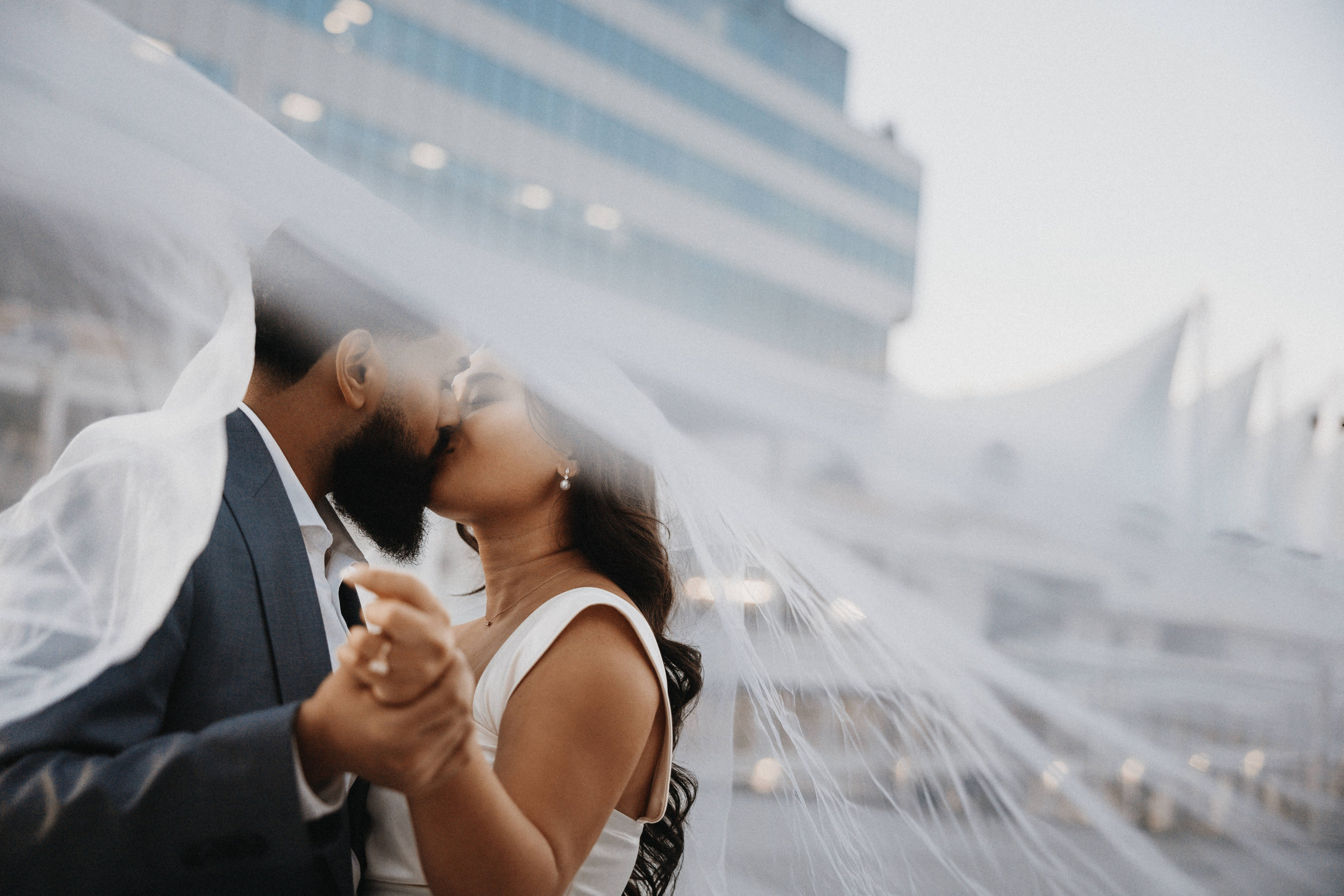 Engagement photographer vancouver. Ivan Skufinsky — wedding and family photographer in Vancouver