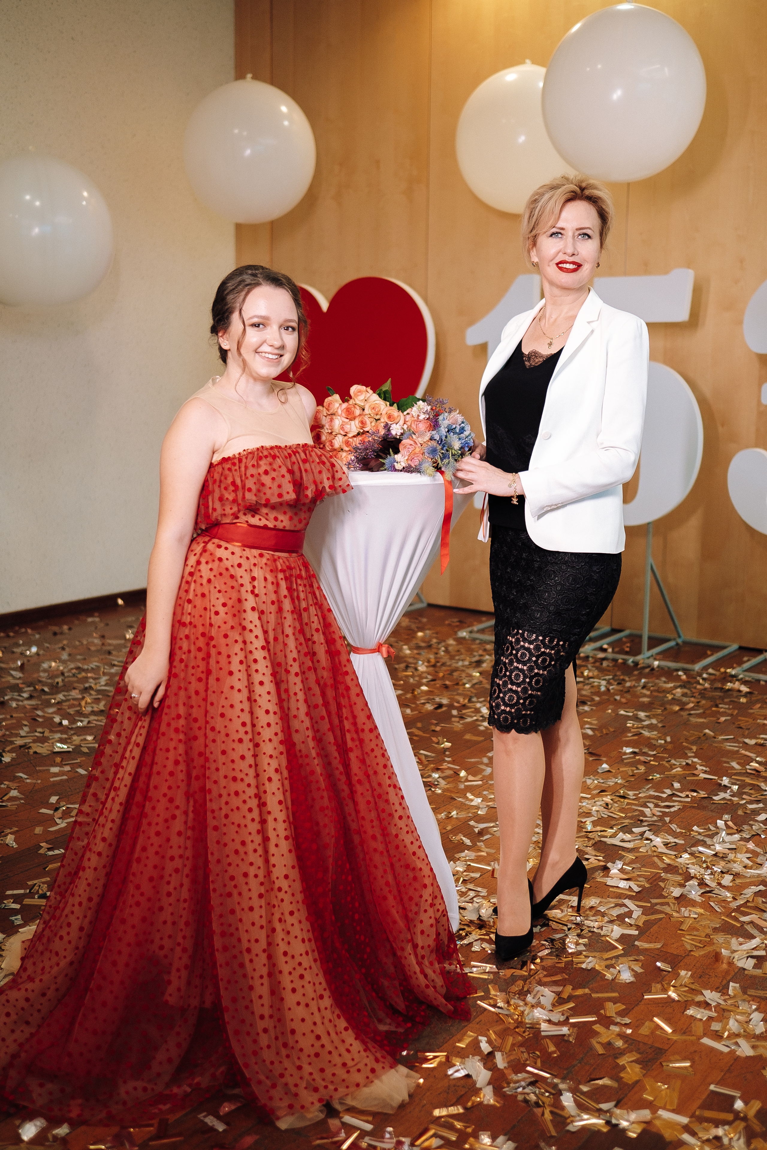 Выпускной 153 Гимназия. Ivan Skufinsky — wedding and family photographer in Vancouver