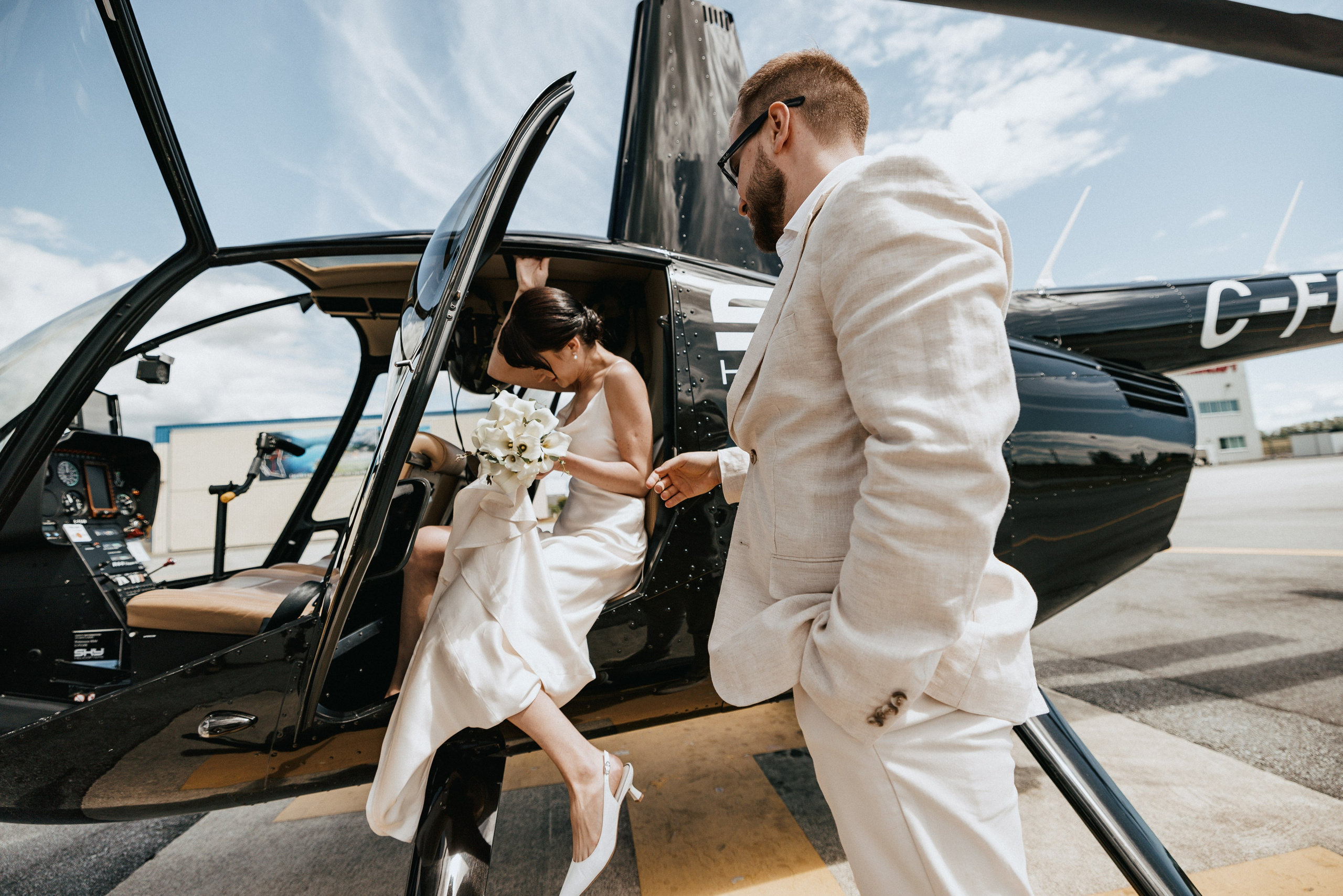 Sky-High Love: Stunning Vancouver Mountain Wedding Shoot by Helicopter. Ivan Skufinsky — wedding and family photographer in Vancouver