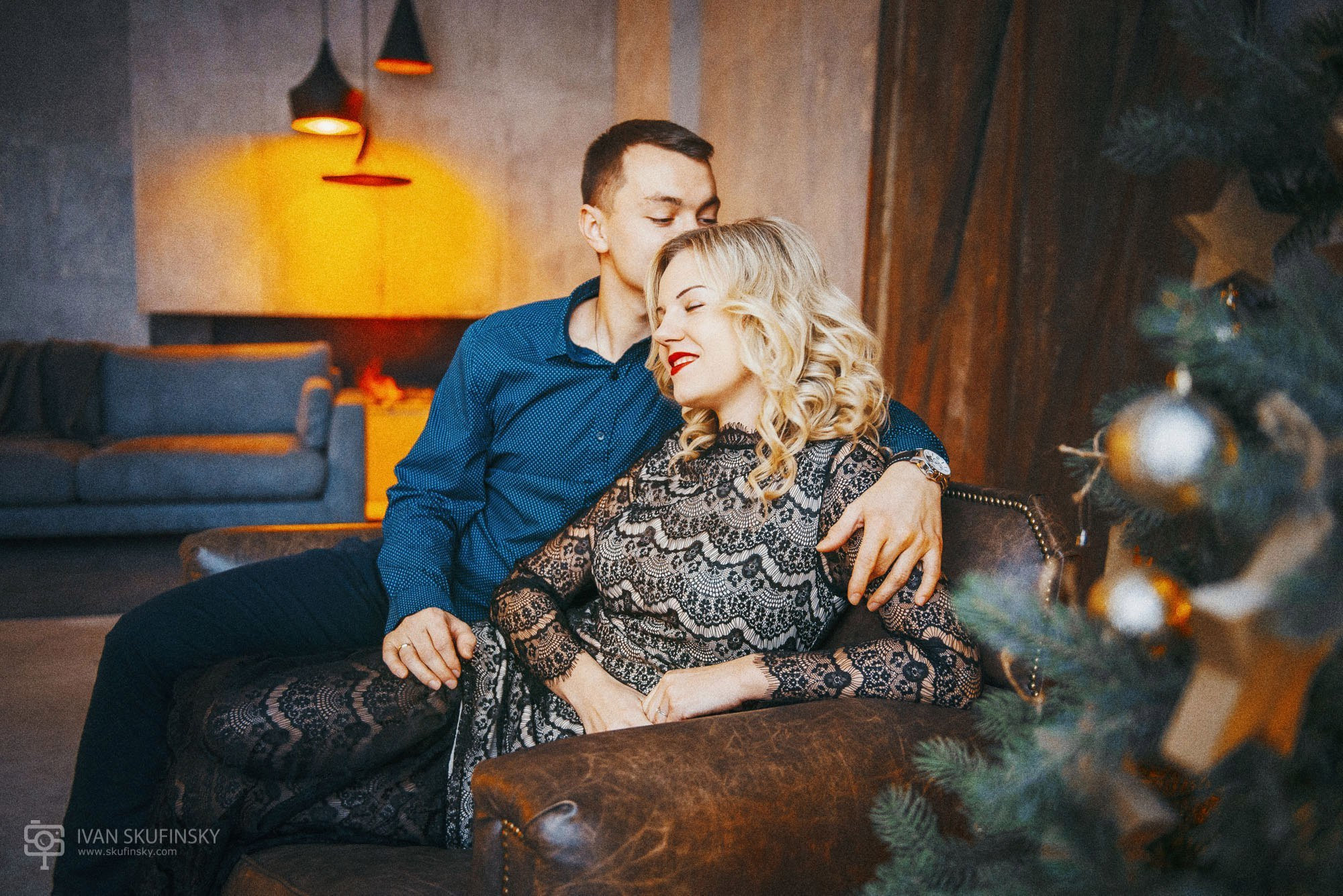 Фотосессия love story в студии. Ivan Skufinsky — wedding and family photographer in Vancouver