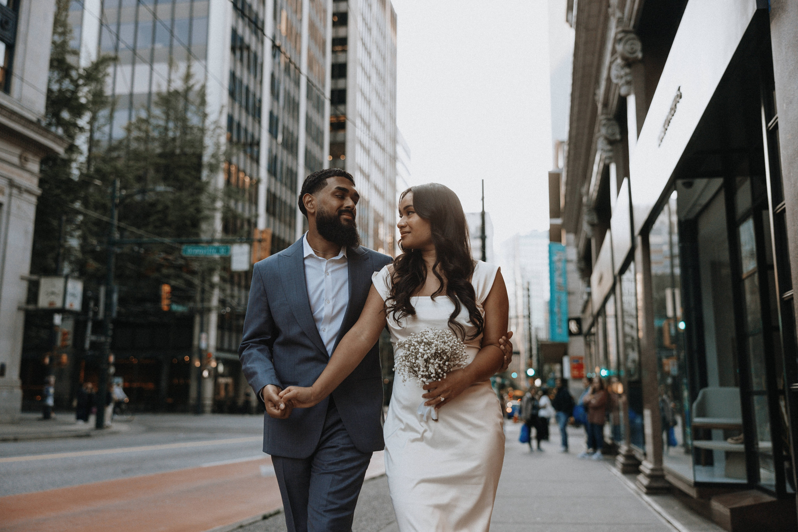 Engagement photographer vancouver. Ivan Skufinsky — wedding and family photographer in Vancouver