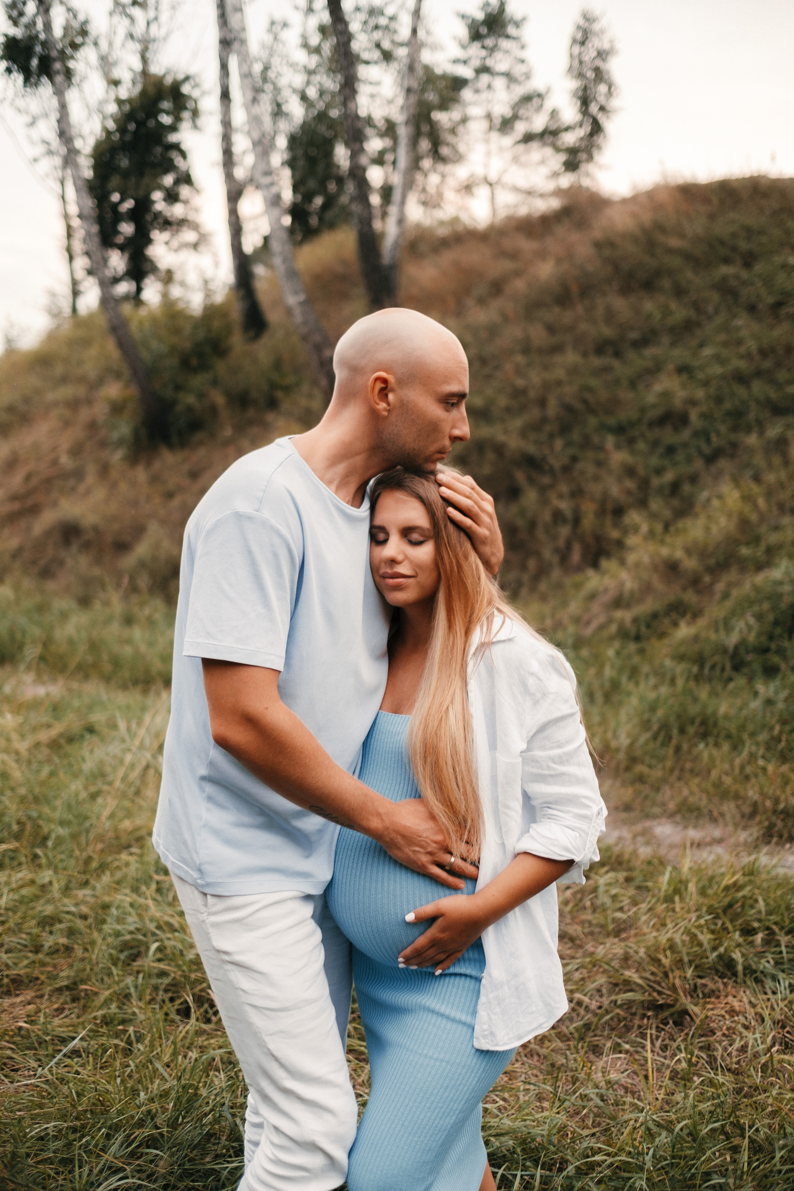 Pasha+Katya pregnancy photo shoot. Ivan Skufinsky — wedding and family photographer in Vancouver