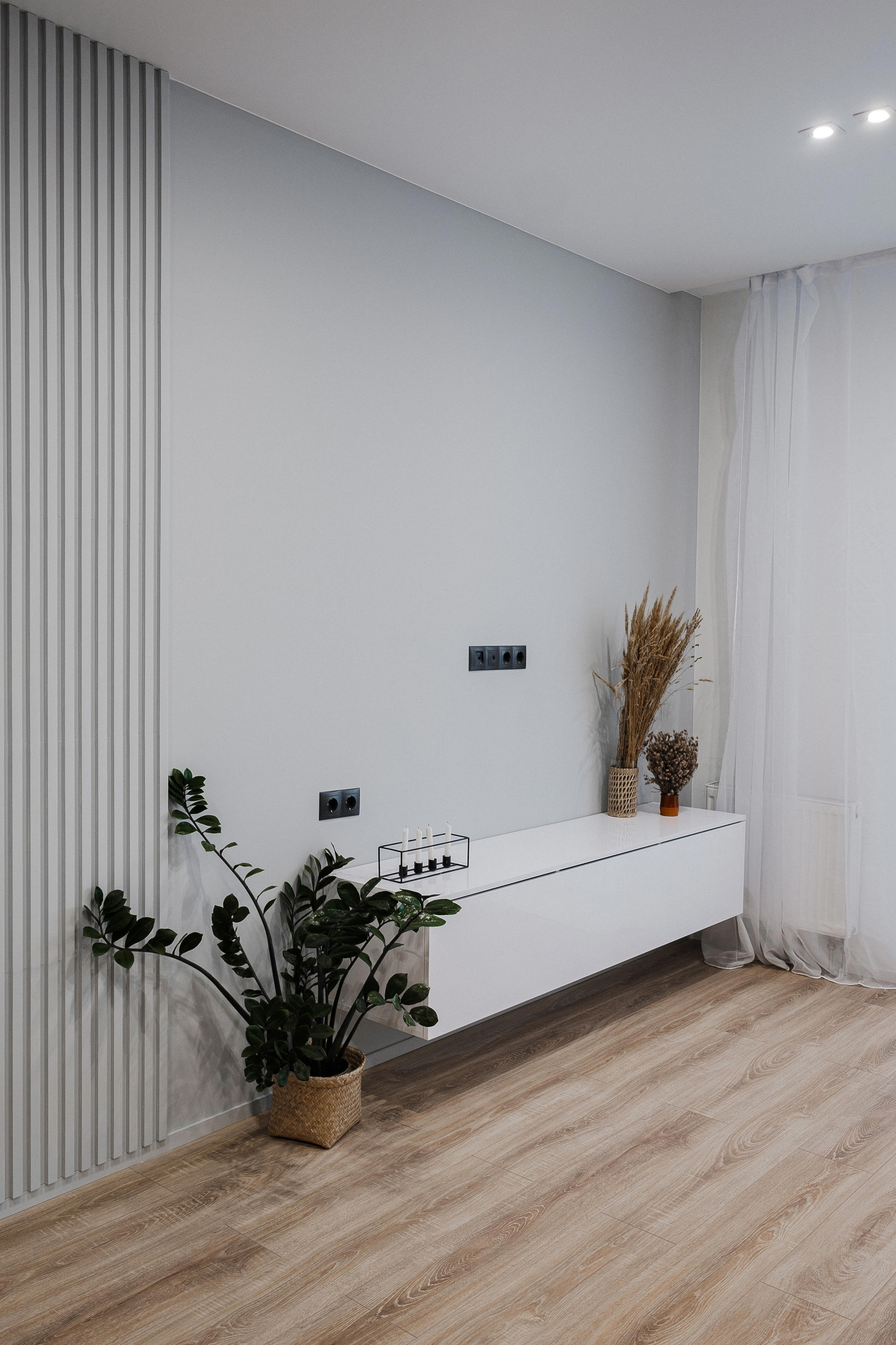 Interior photography of a apartment for a designer in Vancouver. Ivan Skufinsky — wedding and family photographer in Vancouver