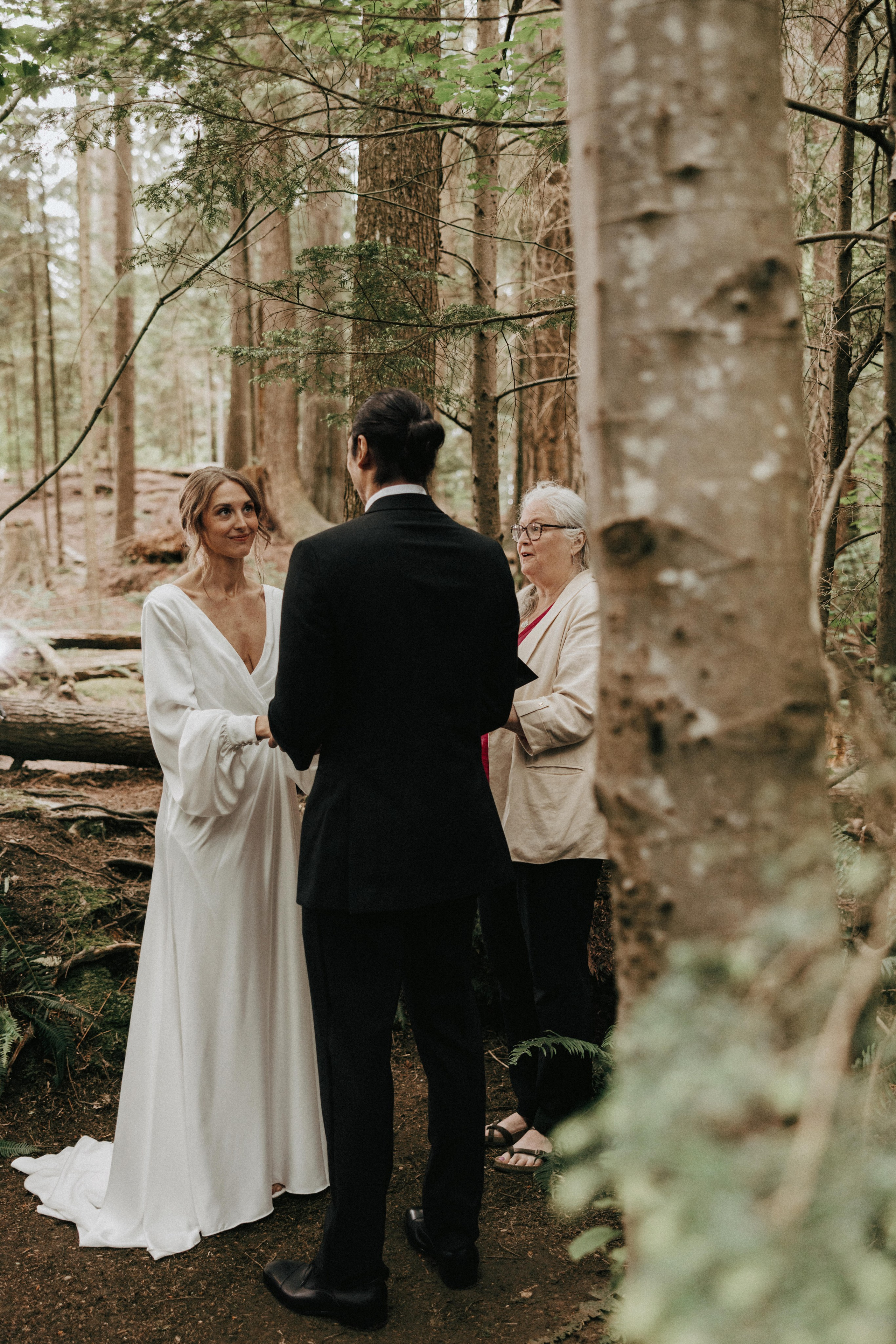 Michael & Caitlyn. Ivan Skufinsky — wedding and family photographer in Vancouver