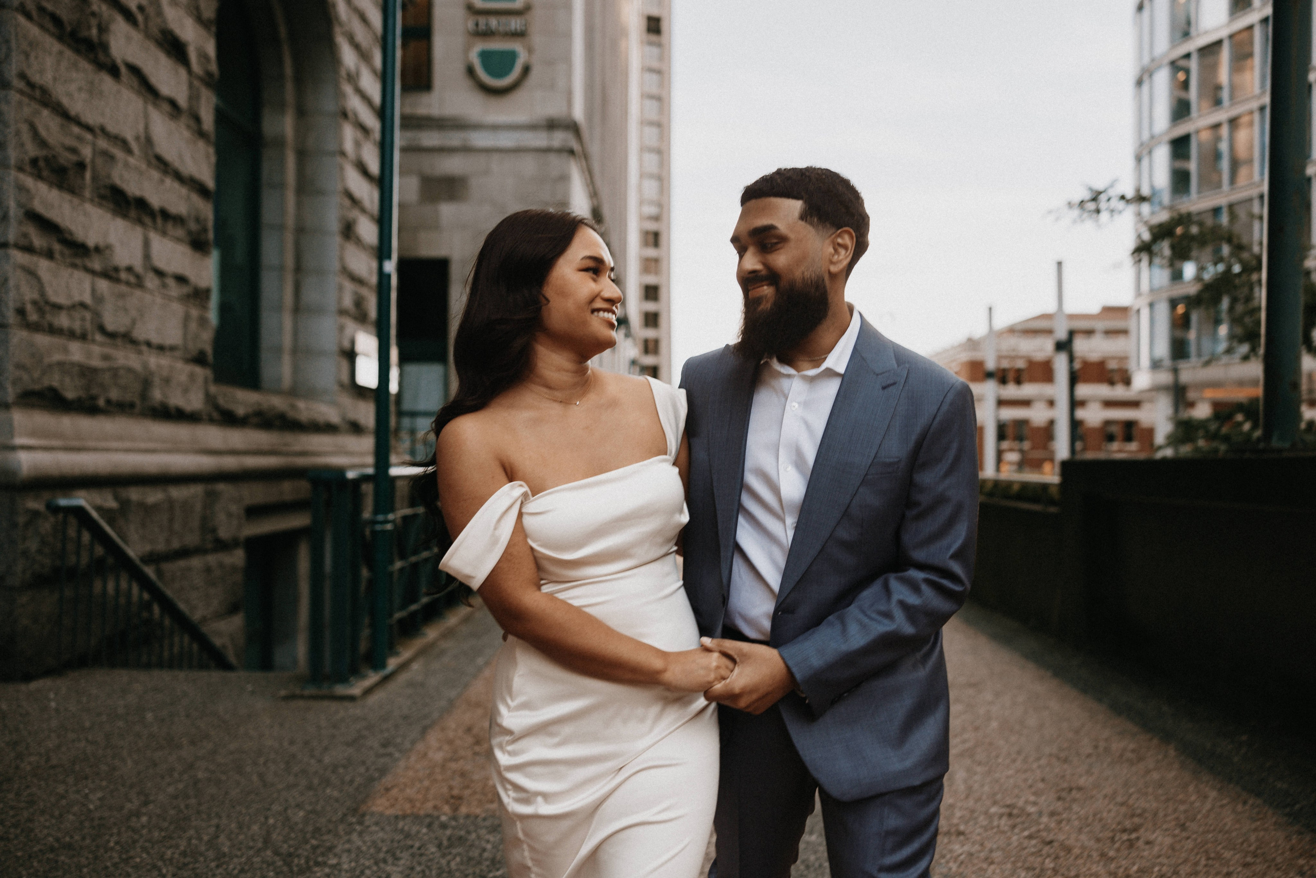 Engagement photographer vancouver. Ivan Skufinsky — wedding and family photographer in Vancouver