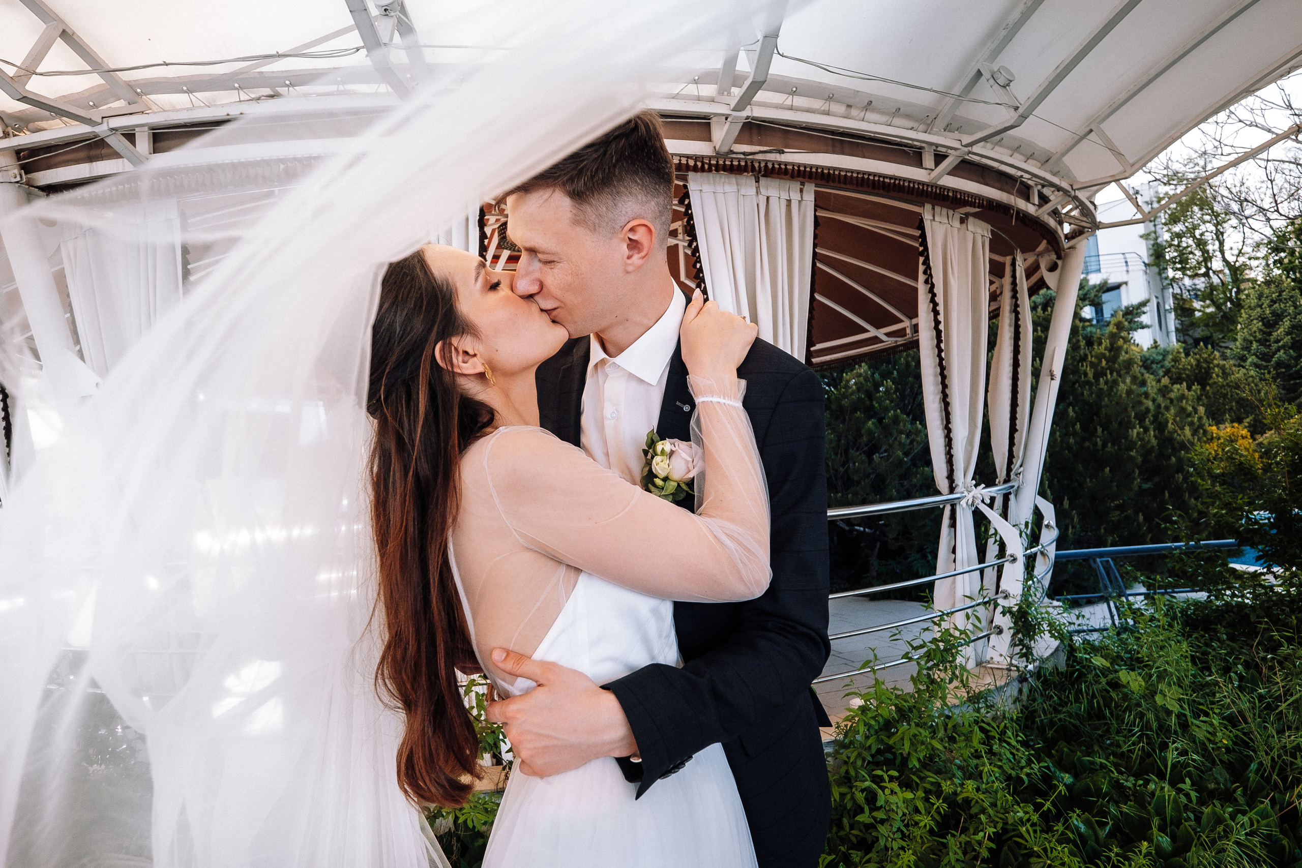 Wedding photoshoots photographer videographer Vancouver BC. Ivan Skufinsky — wedding and family photographer in Vancouver