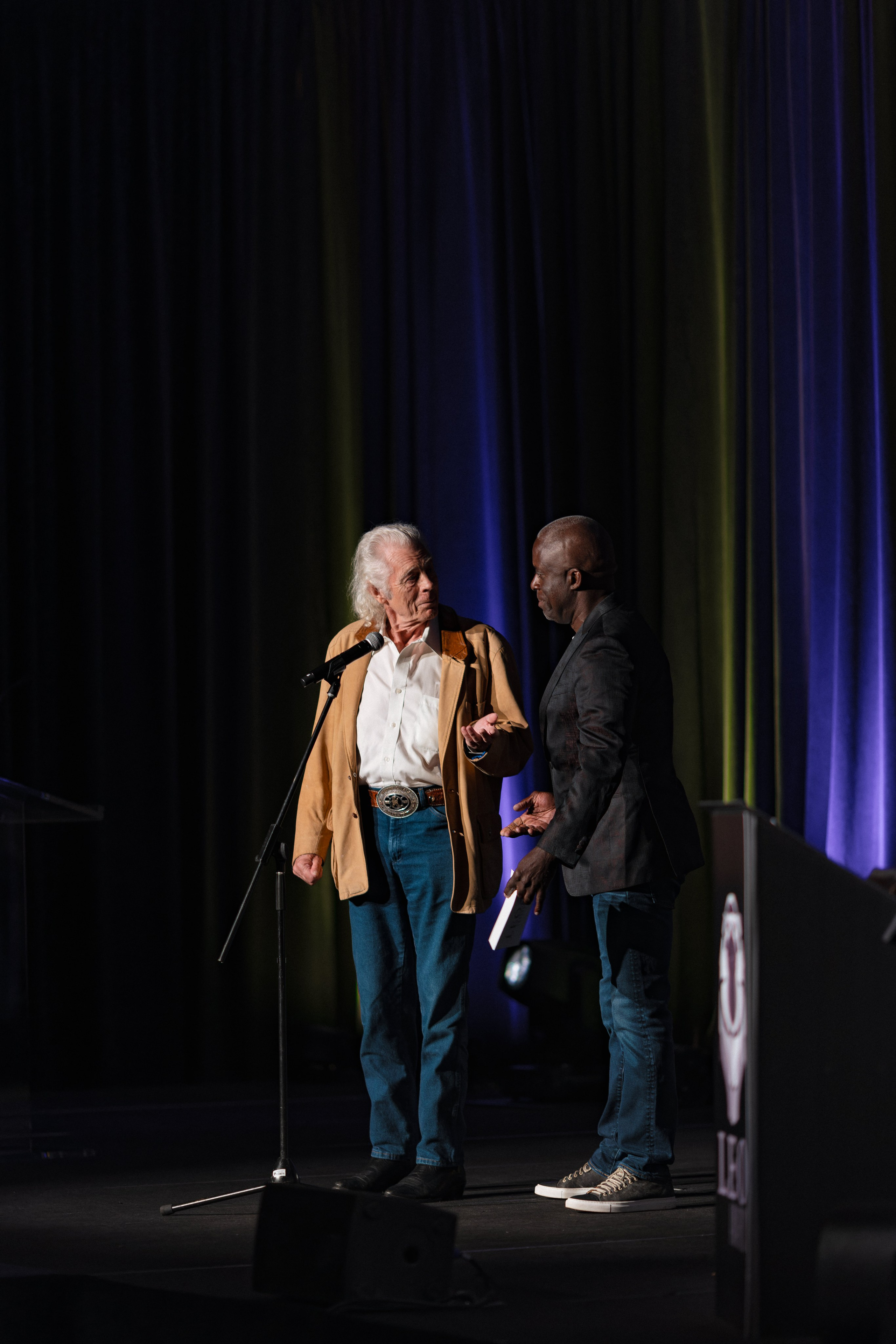 Event photographer in Vancouver Burnaby BC. Ivan Skufinsky — wedding and family photographer in Vancouver