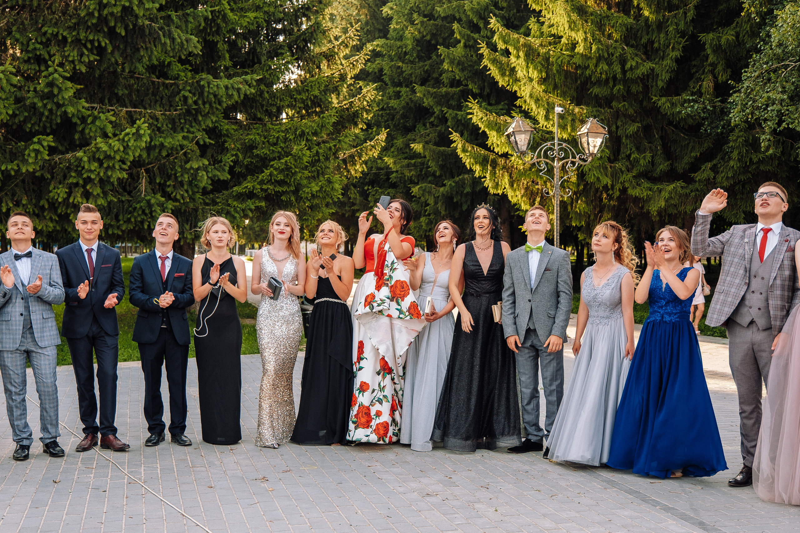 Выпускной школа номер 3. Хмельник. Ivan Skufinsky — wedding and family photographer in Vancouver