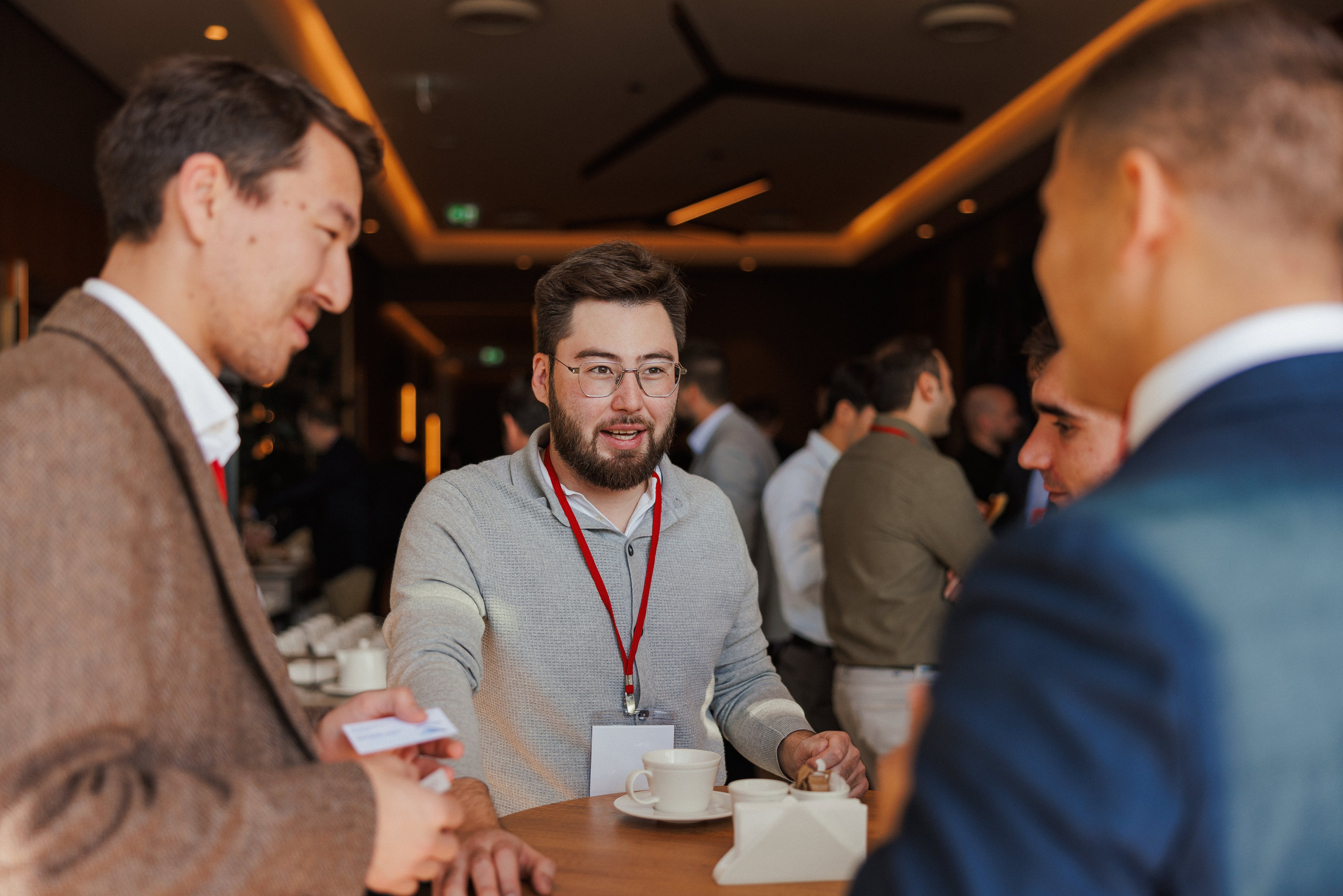 EXECUTIVE RETREAT Izmir Confidence Information Services. Ivan Skufinsky — wedding and family photographer in Vancouver