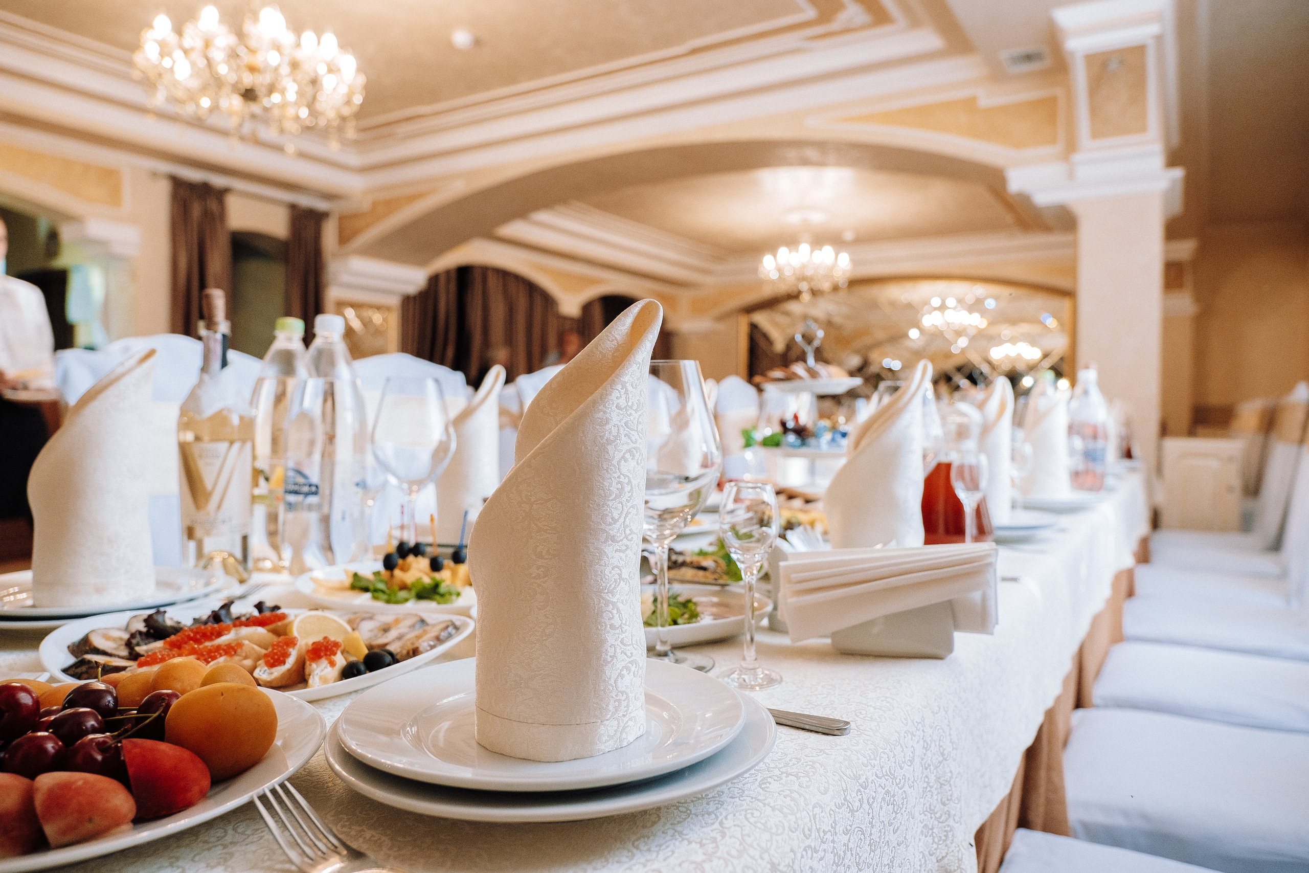 Выпускной школа номер 3. Хмельник. Ivan Skufinsky — wedding and family photographer in Vancouver