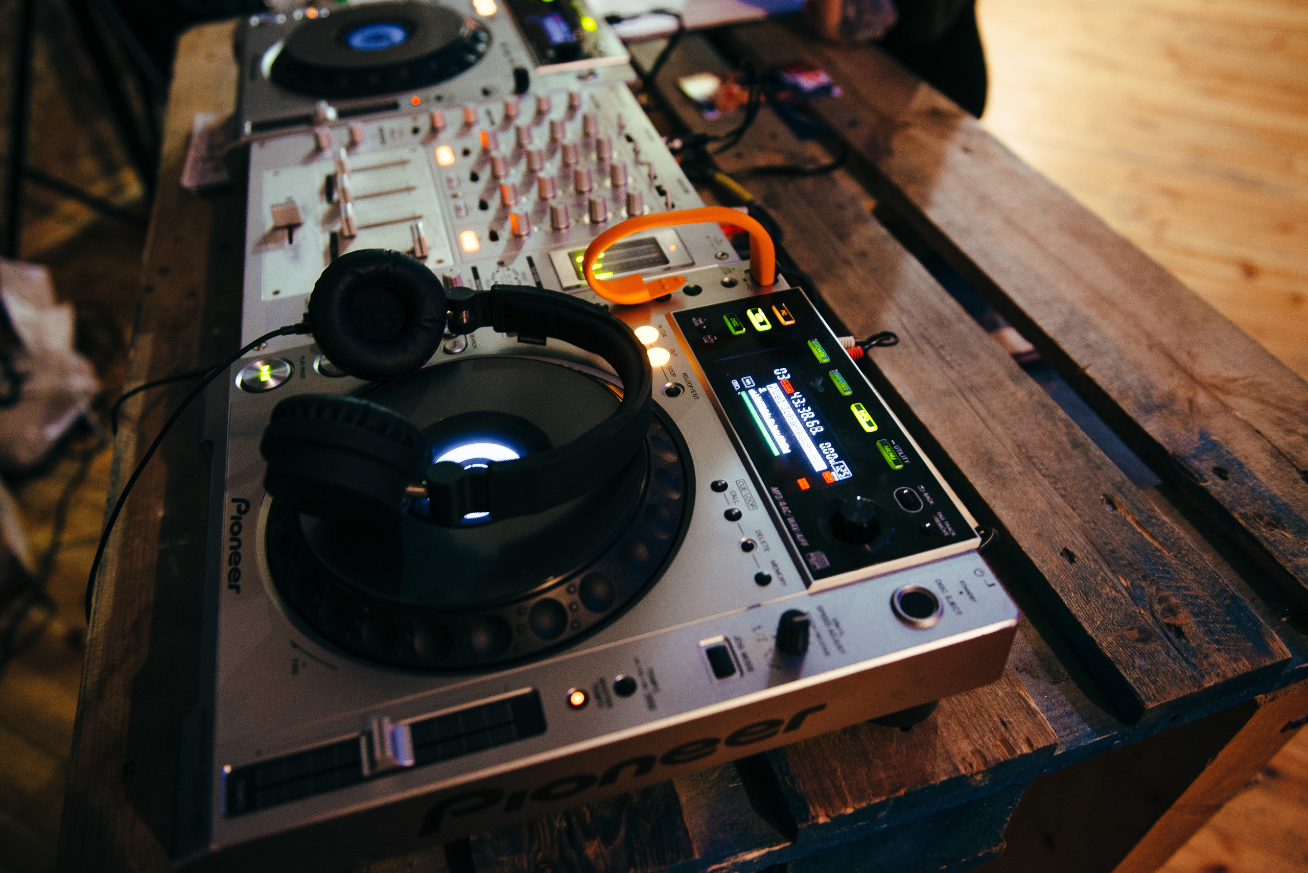 Заказать профессионального ивент фотографа. Ivan Skufinsky — wedding and family photographer in Vancouver