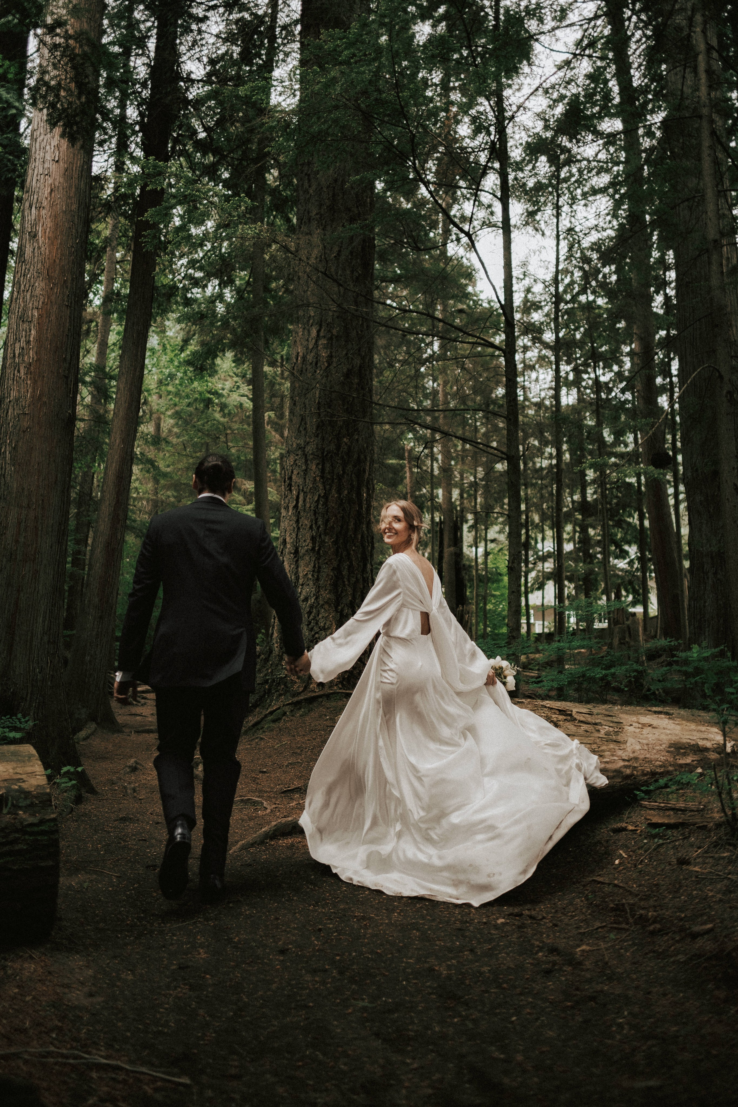 Michael & Caitlyn. Ivan Skufinsky — wedding and family photographer in Vancouver
