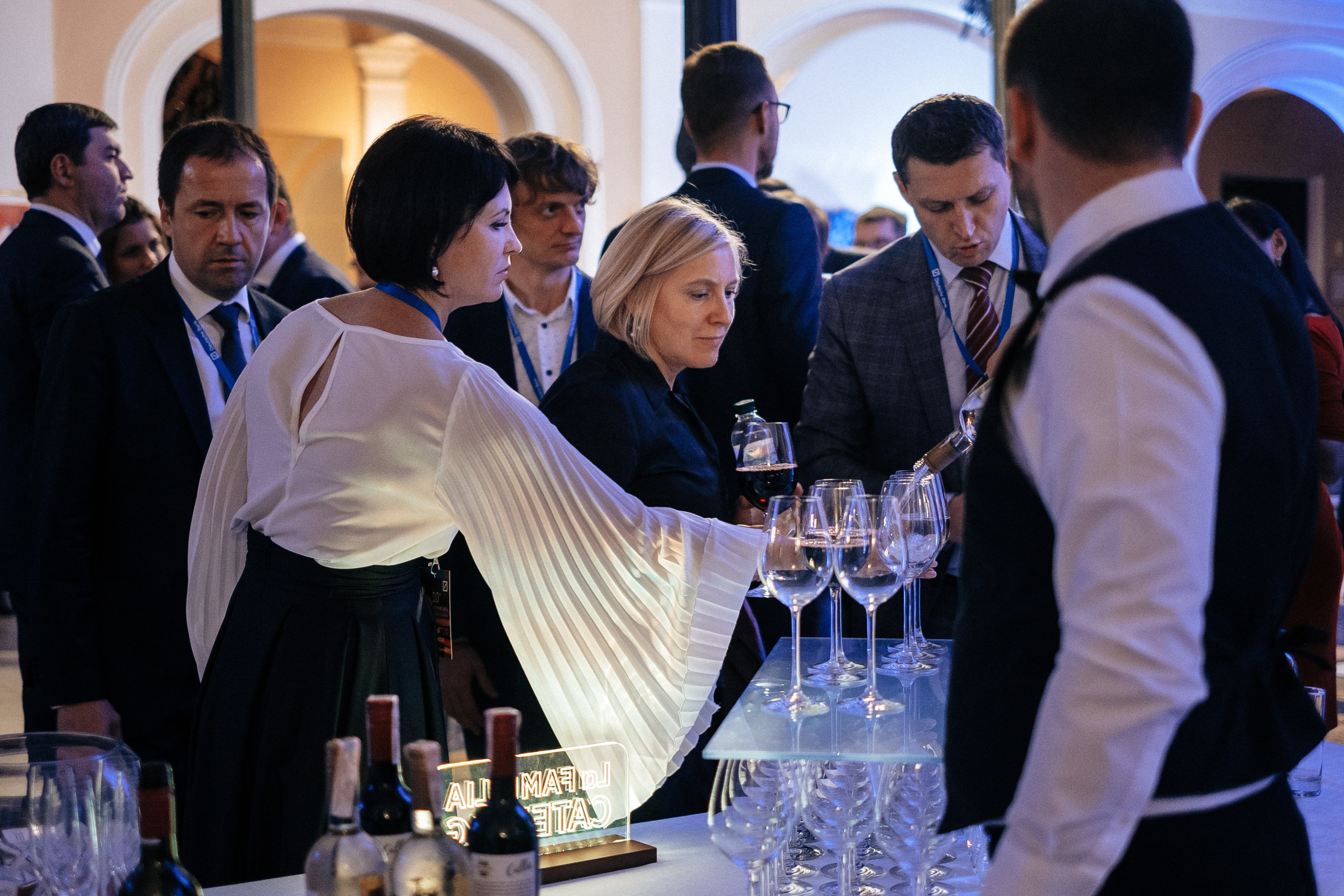 Deutsche Bank 10 years in Ukraine. Ivan Skufinsky — wedding and family photographer in Vancouver