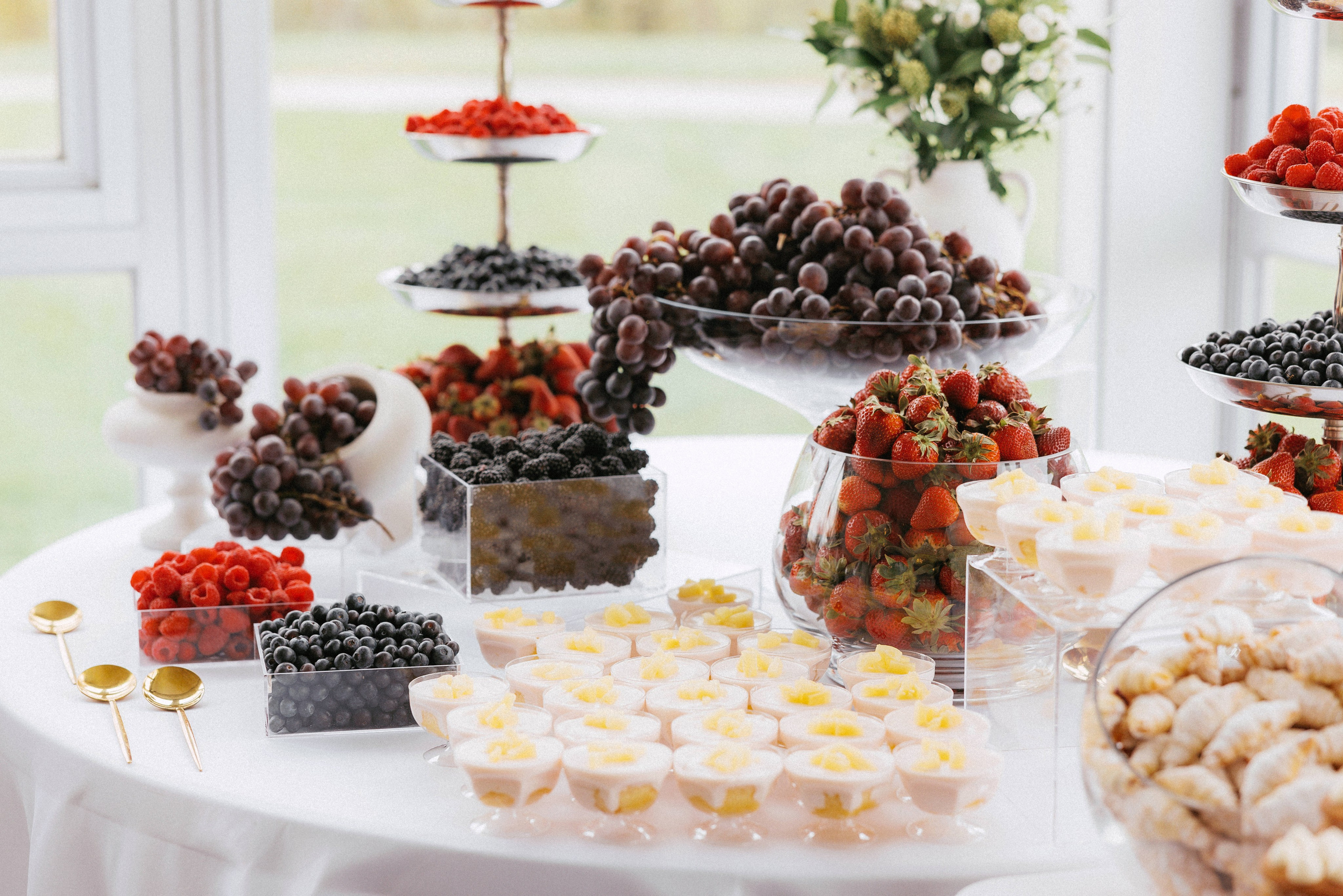 Dimitr & Olya GreenTee Country Club Langley. Ivan Skufinsky — wedding and family photographer in Vancouver