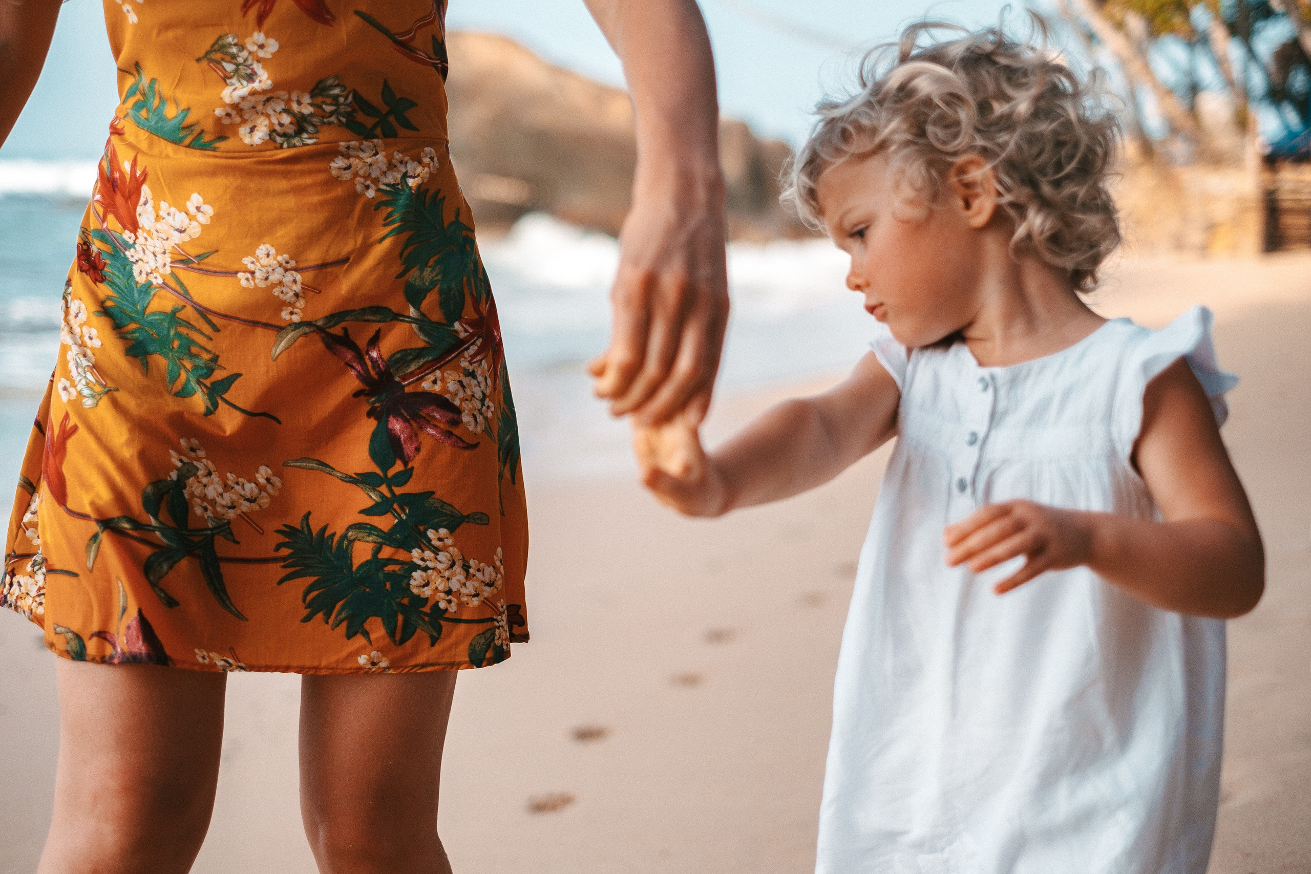Gena+Katya+Liza Dalavella beach. Ivan Skufinsky — wedding and family photographer in Vancouver