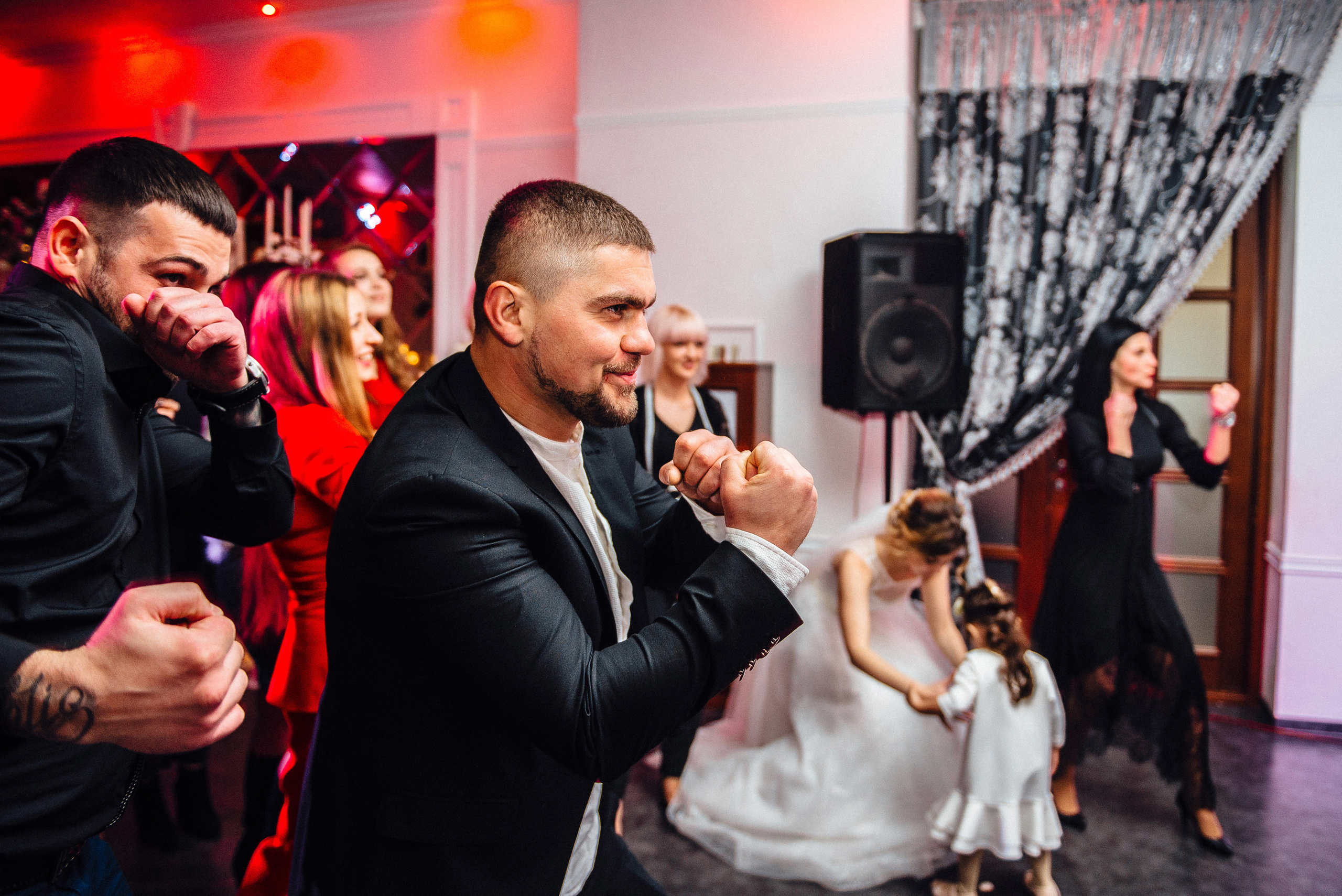 Wedding photoshoots photographer videographer Vancouver BC. Ivan Skufinsky — wedding and family photographer in Vancouver