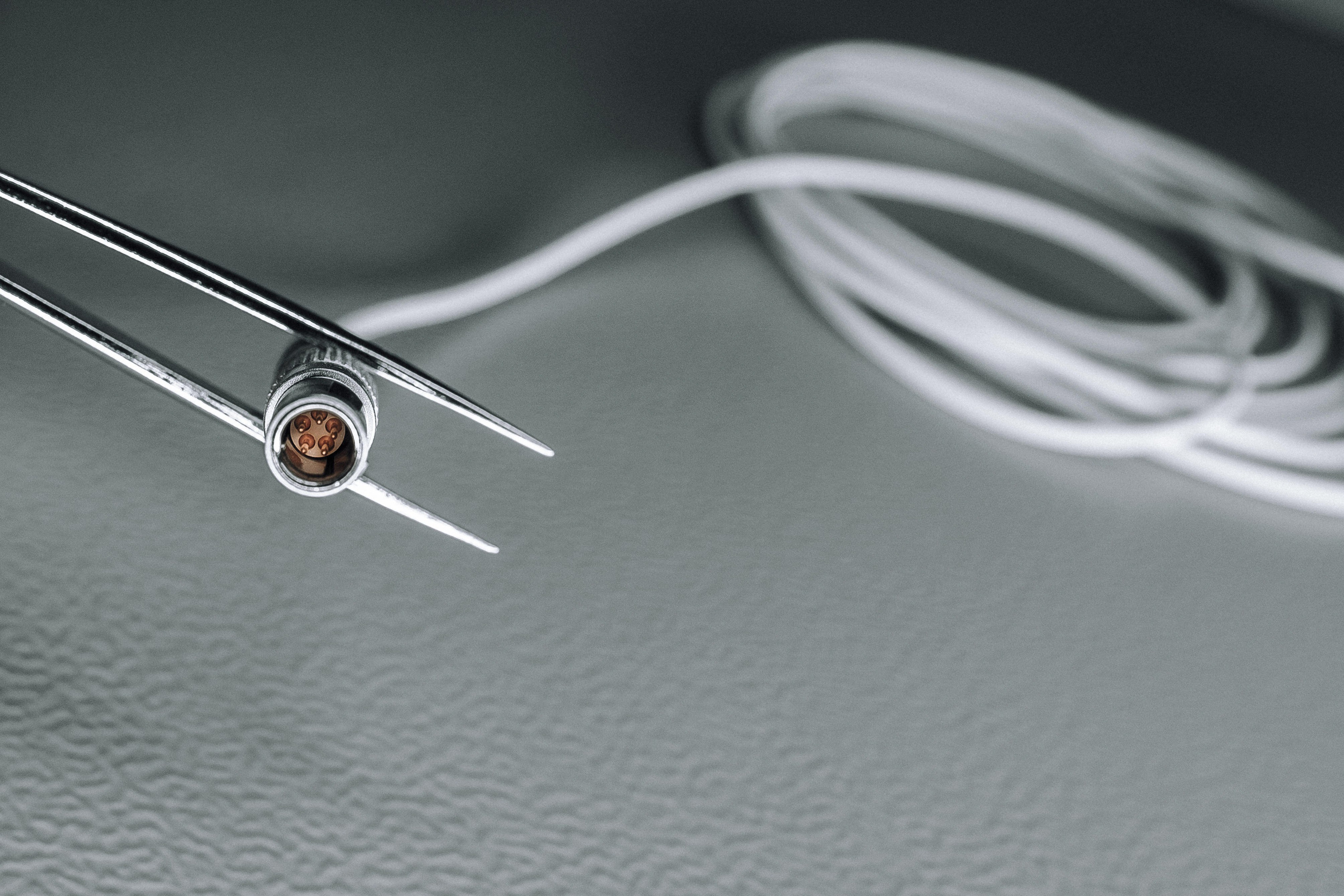 E & E Cable Solutions Factory. Ivan Skufinsky — wedding and family photographer in Vancouver