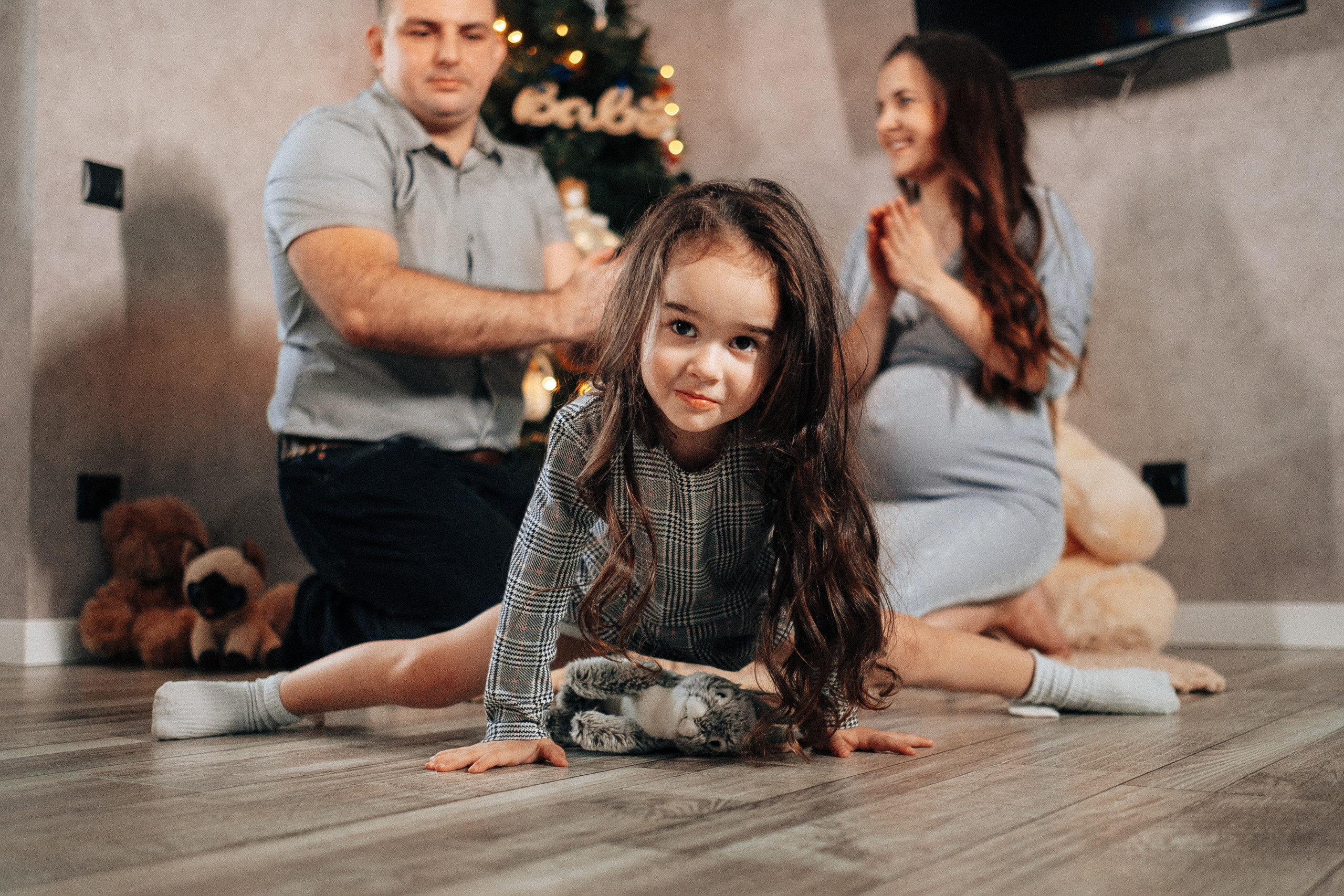 Марина+Андрей+Лиза+Животик. Ivan Skufinsky — wedding and family photographer in Vancouver