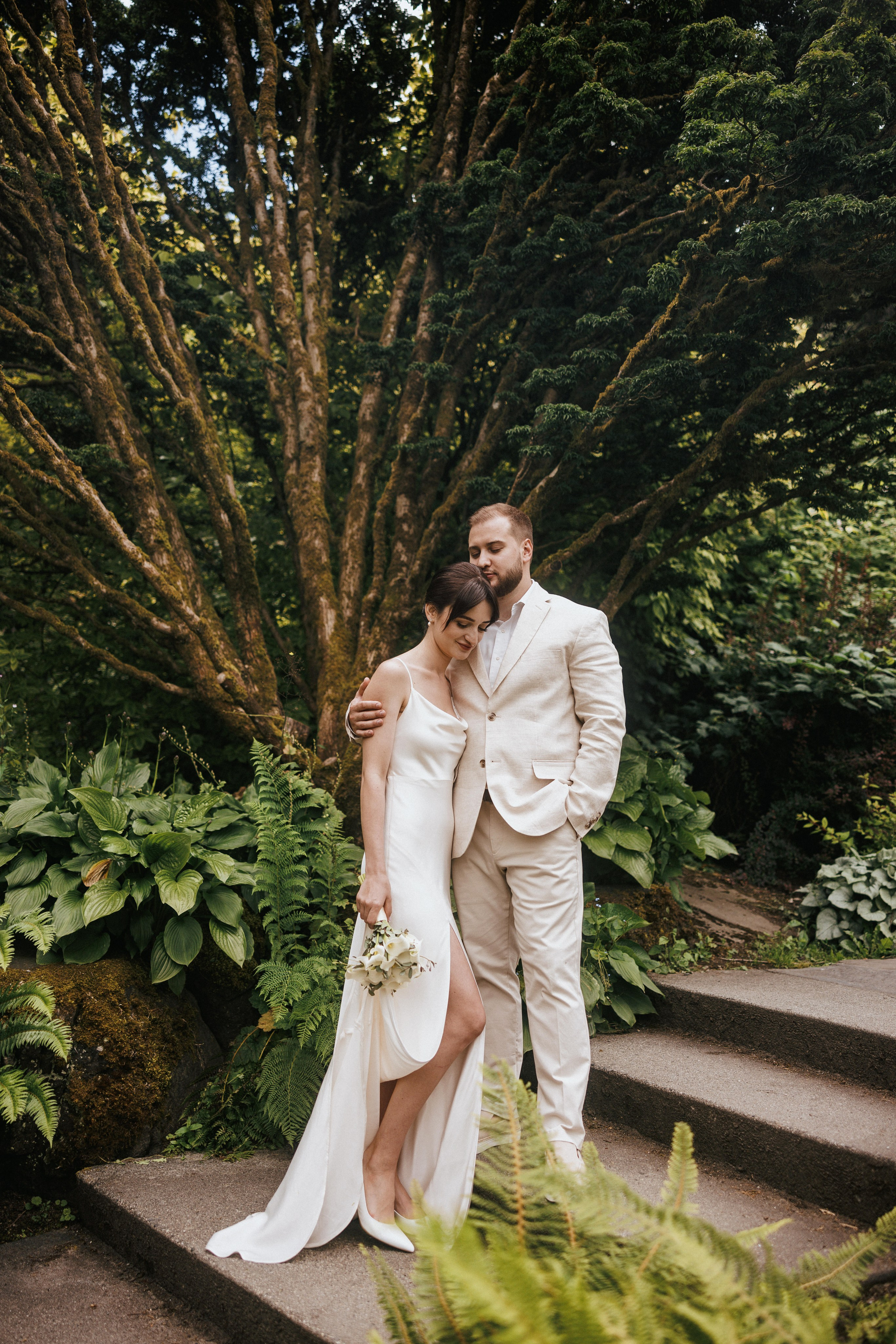 Sky-High Love: Stunning Vancouver Mountain Wedding Shoot by Helicopter. Ivan Skufinsky — wedding and family photographer in Vancouver