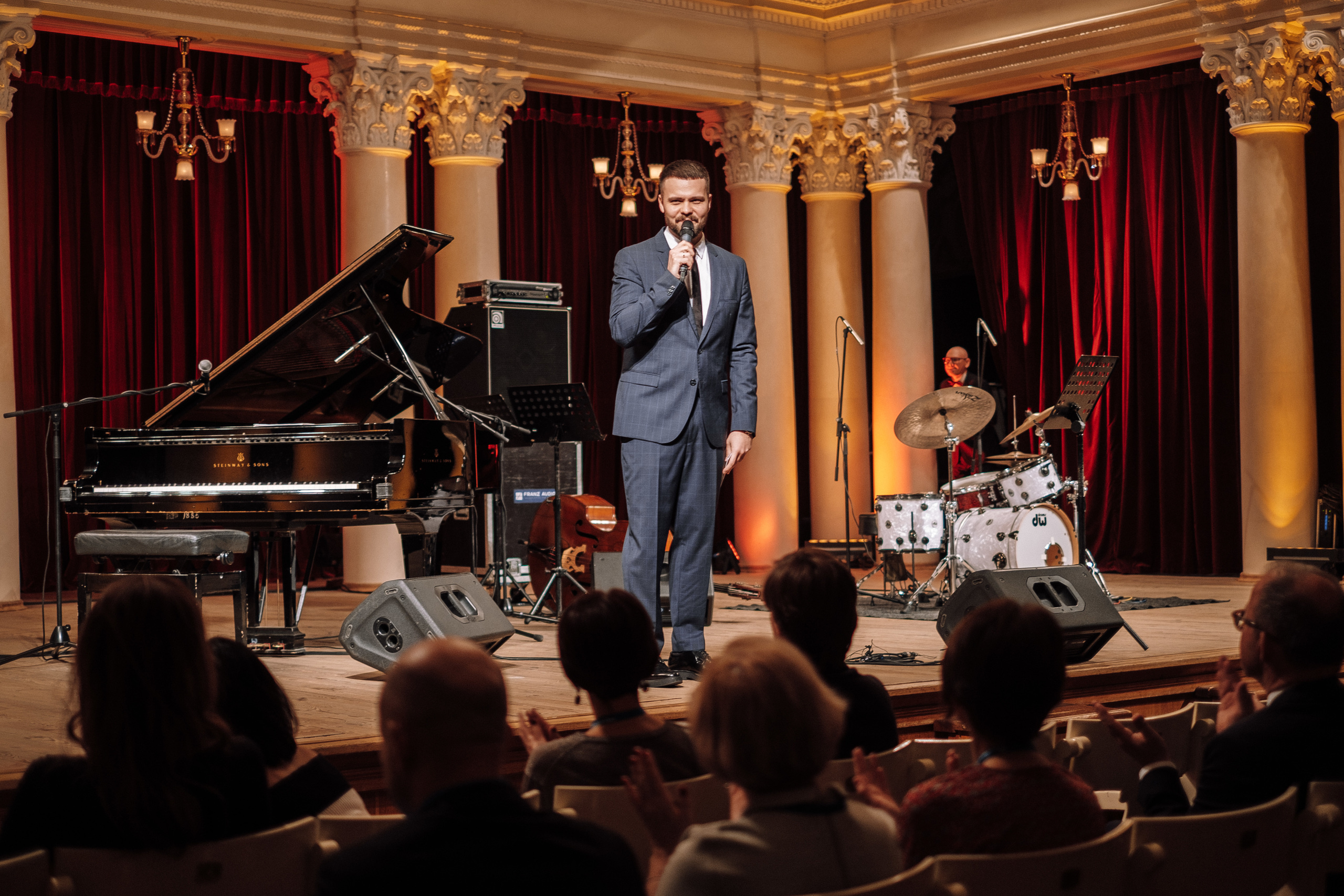 Deutsche Bank 10 years in Ukraine. Ivan Skufinsky — wedding and family photographer in Vancouver