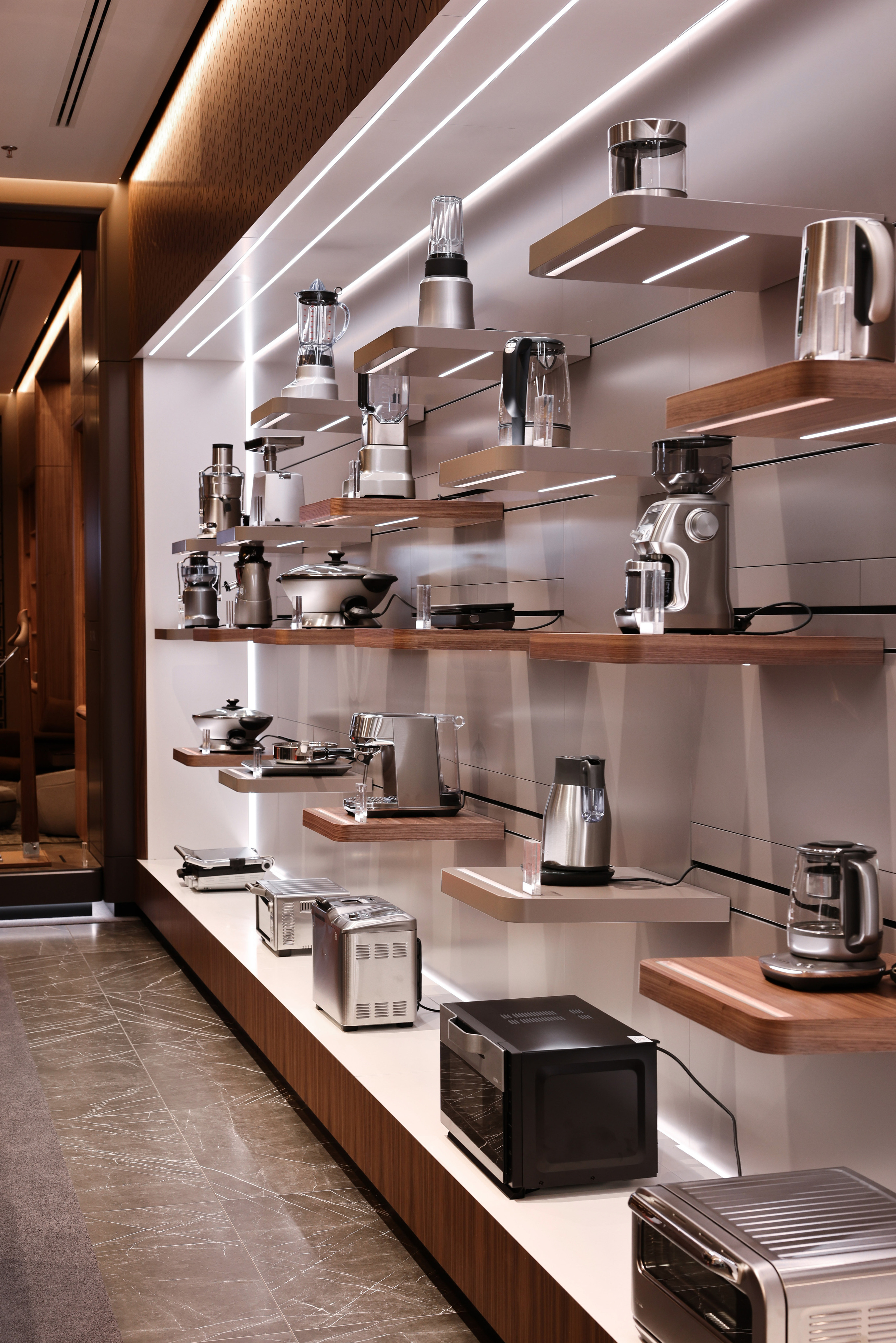 Интерьерный фотограф. Showroom Bork. Ivan Skufinsky — wedding and family photographer in Vancouver