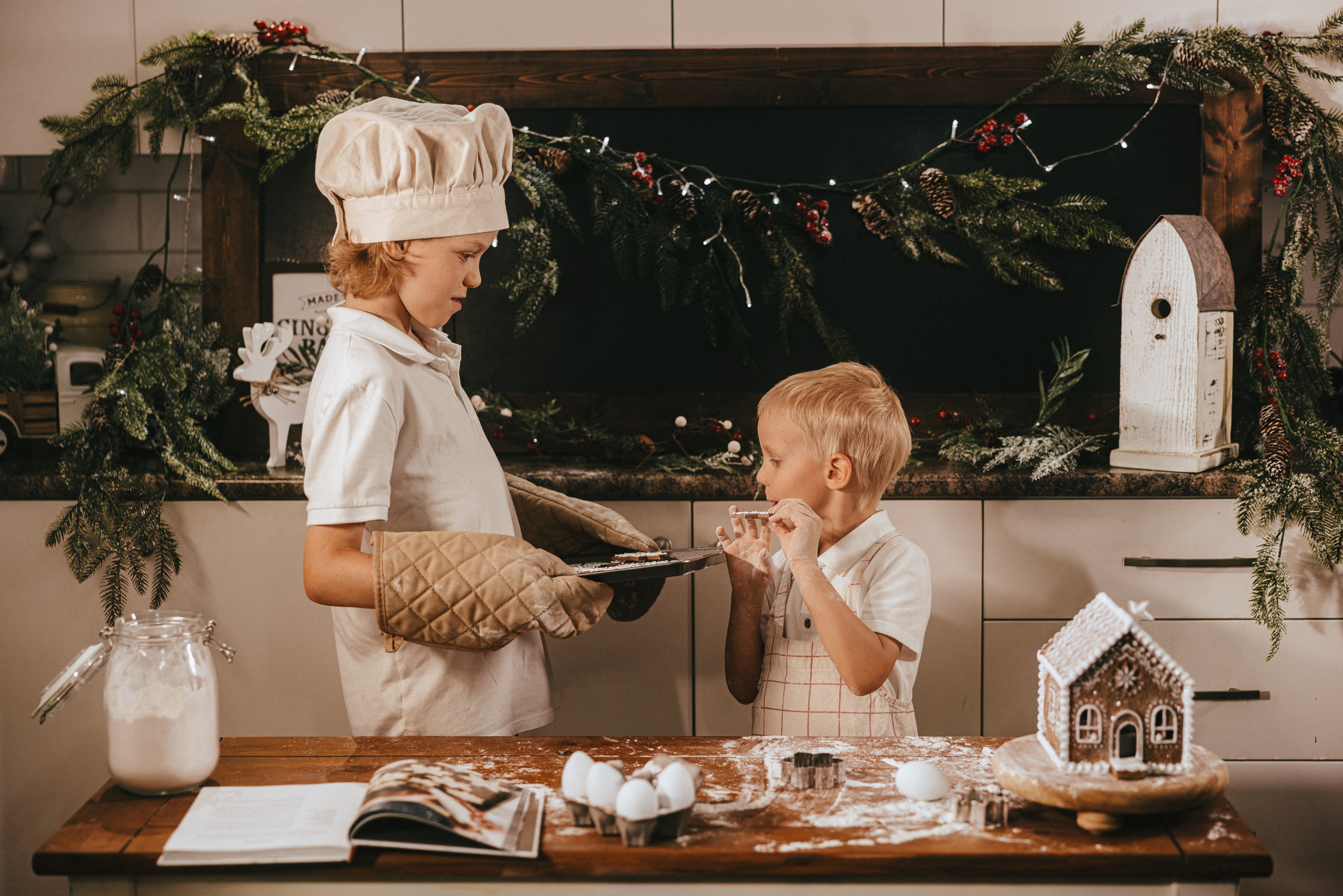 Christmas photo shoot 2025. Ivan Skufinsky — wedding and family photographer in Vancouver