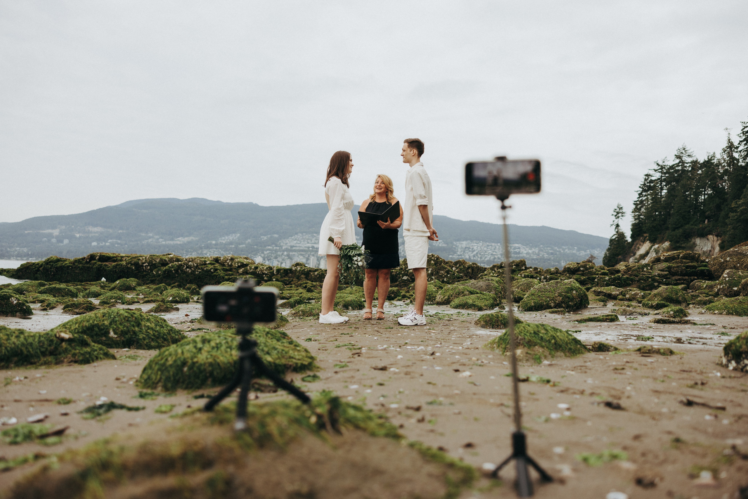 Vancouver love story. Ivan Skufinsky — wedding and family photographer in Vancouver