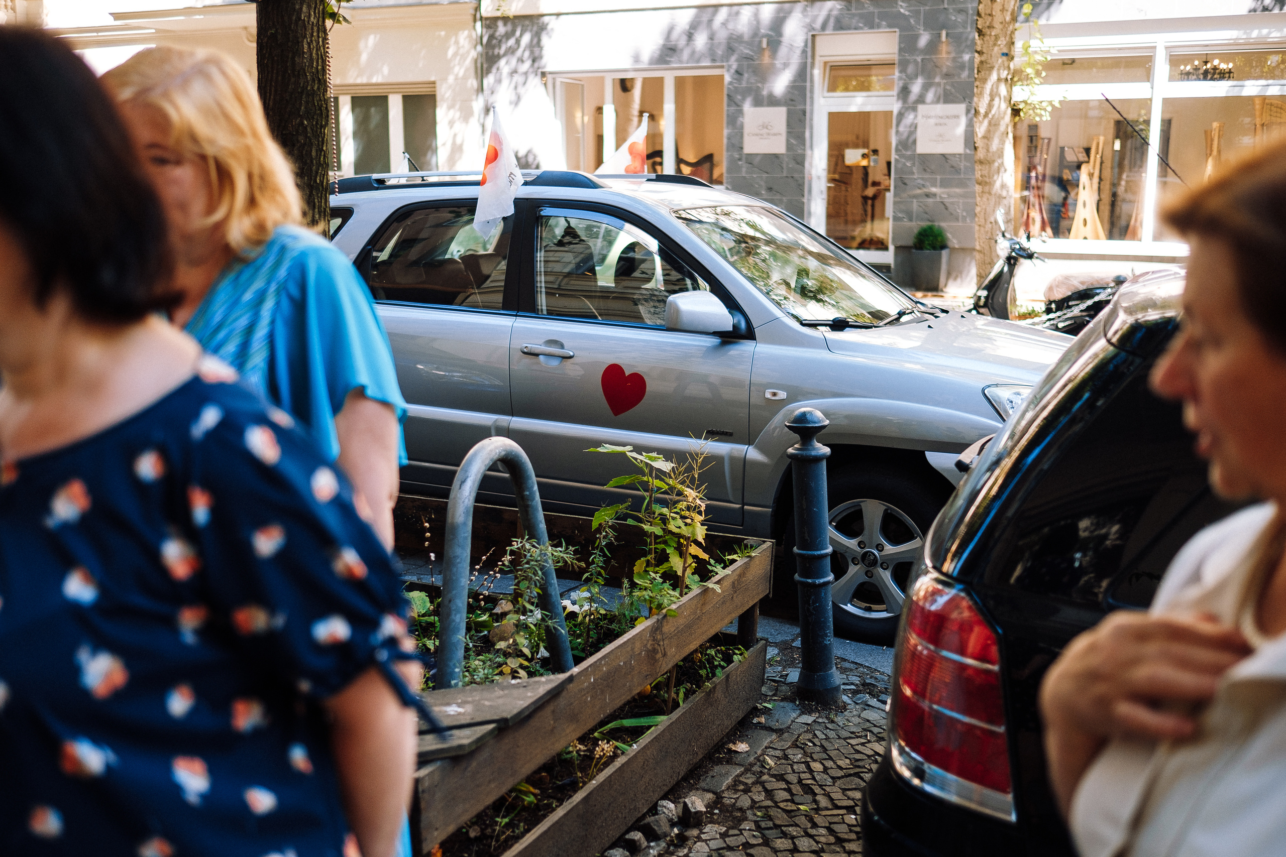 BERLIN Wedding Story. Ivan Skufinsky — wedding and family photographer in Vancouver