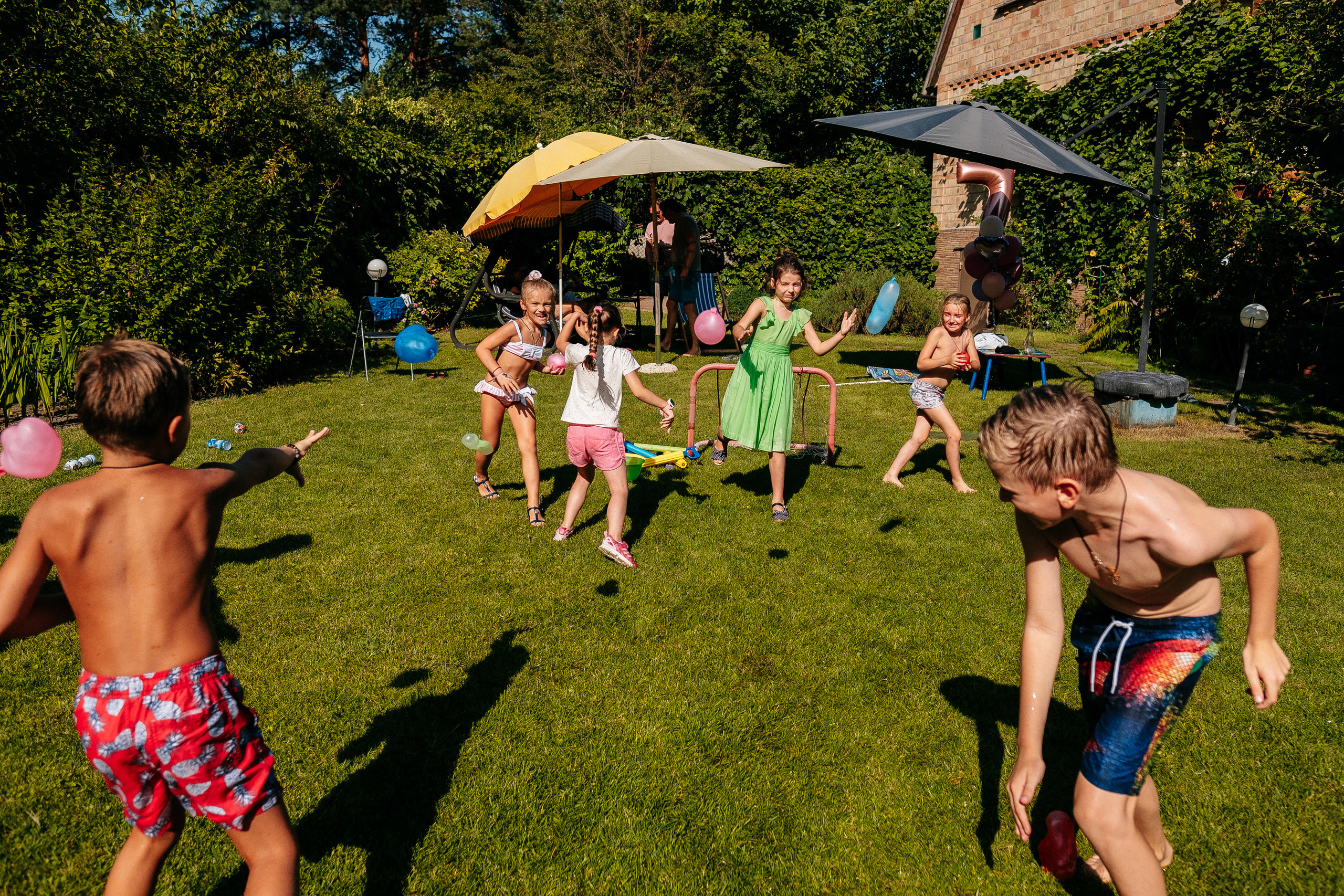 Liza is 7 years old. Ivan Skufinsky — wedding and family photographer in Vancouver