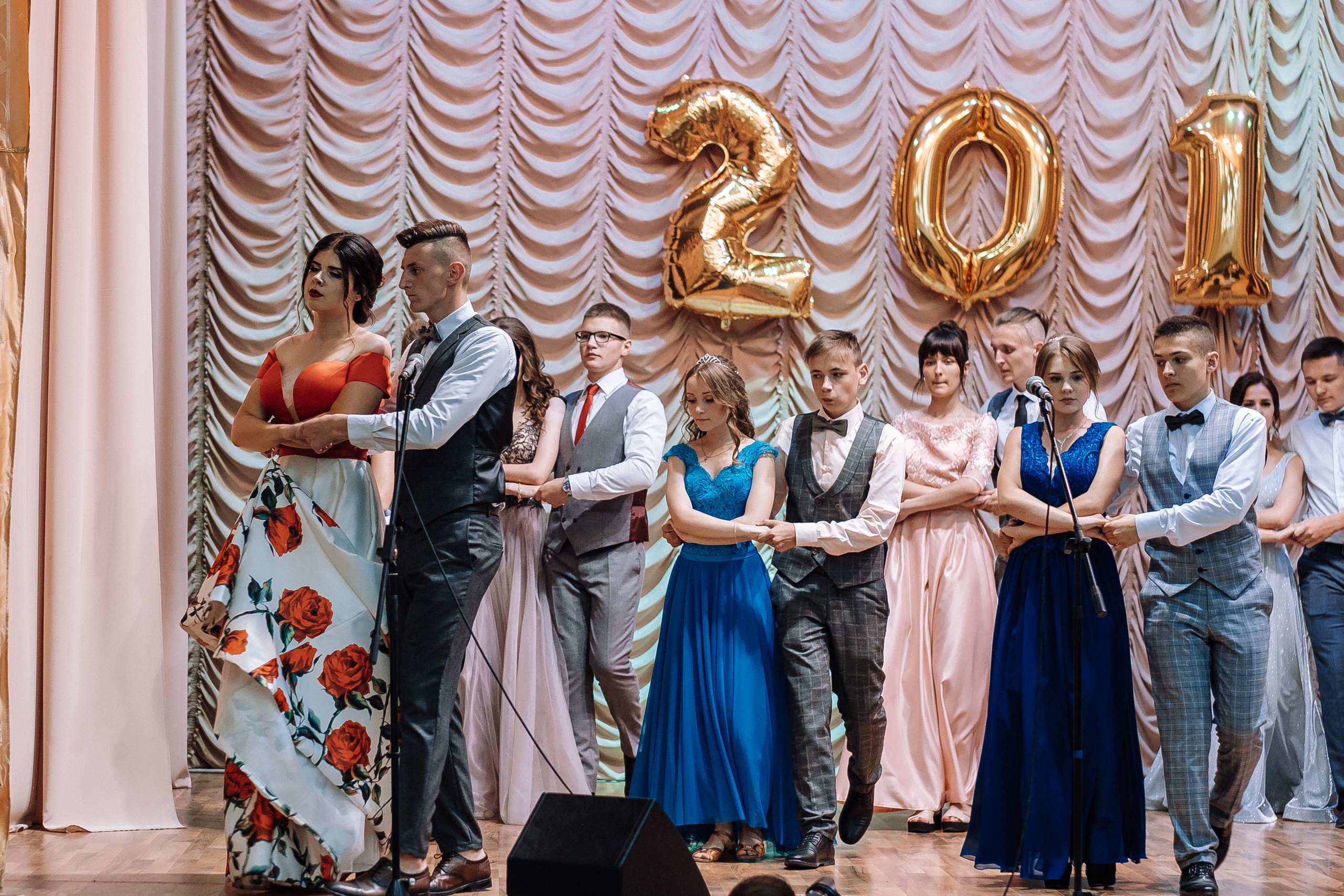 Выпускной школа номер 3. Хмельник. Ivan Skufinsky — wedding and family photographer in Vancouver