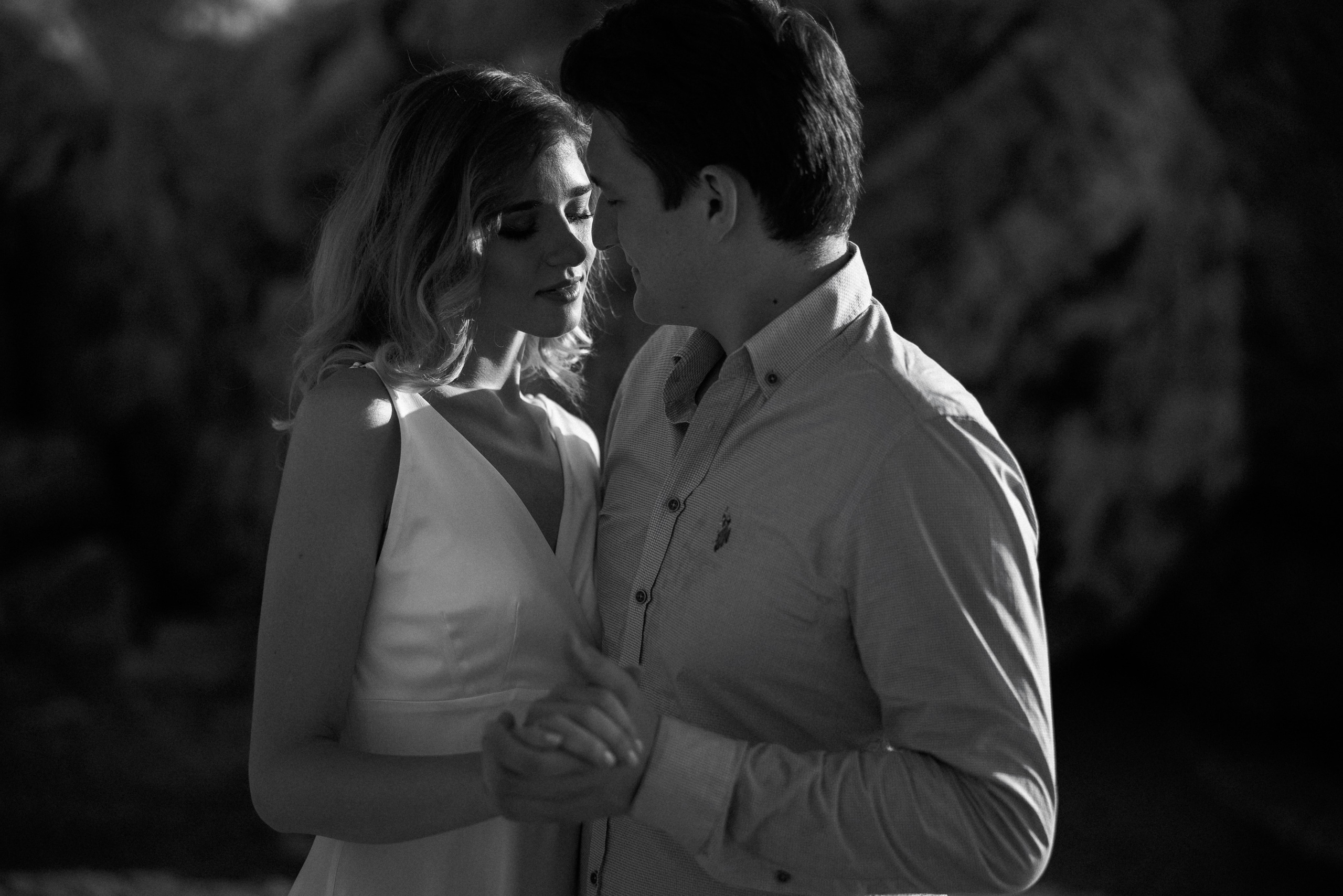 Couples photographer in Vancouver BC. Ivan Skufinsky — wedding and family photographer in Vancouver