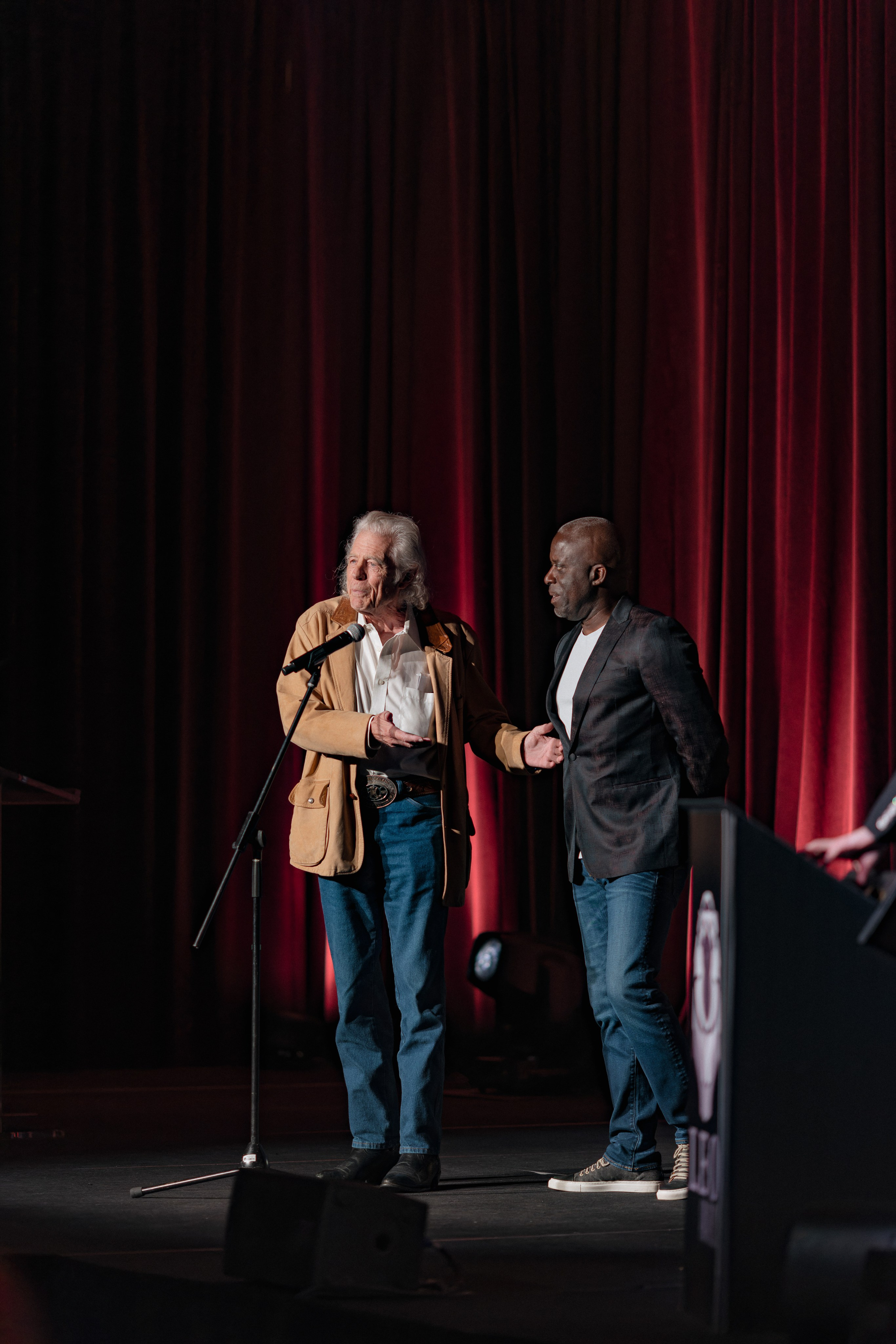 Event photographer in Vancouver Burnaby BC. Ivan Skufinsky — wedding and family photographer in Vancouver