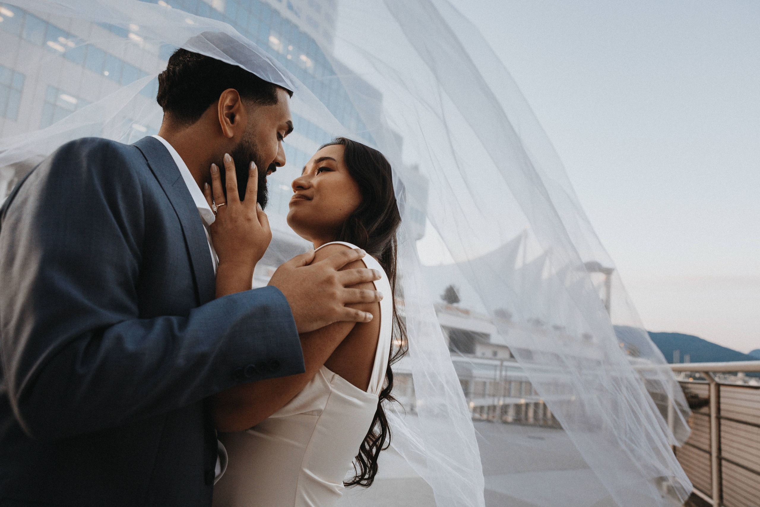 Engagement photographer vancouver. Ivan Skufinsky — wedding and family photographer in Vancouver