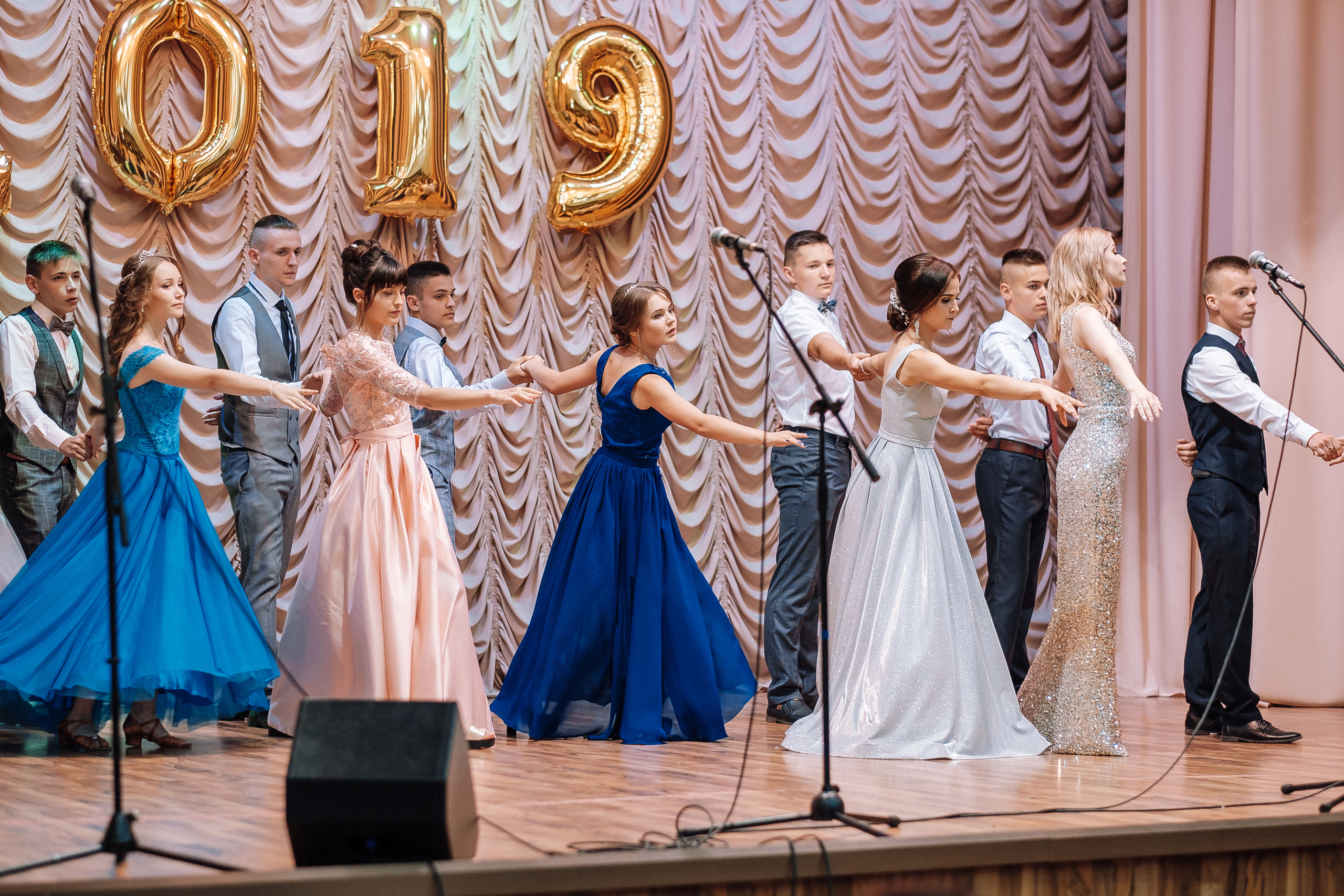 Выпускной школа номер 3. Хмельник. Ivan Skufinsky — wedding and family photographer in Vancouver